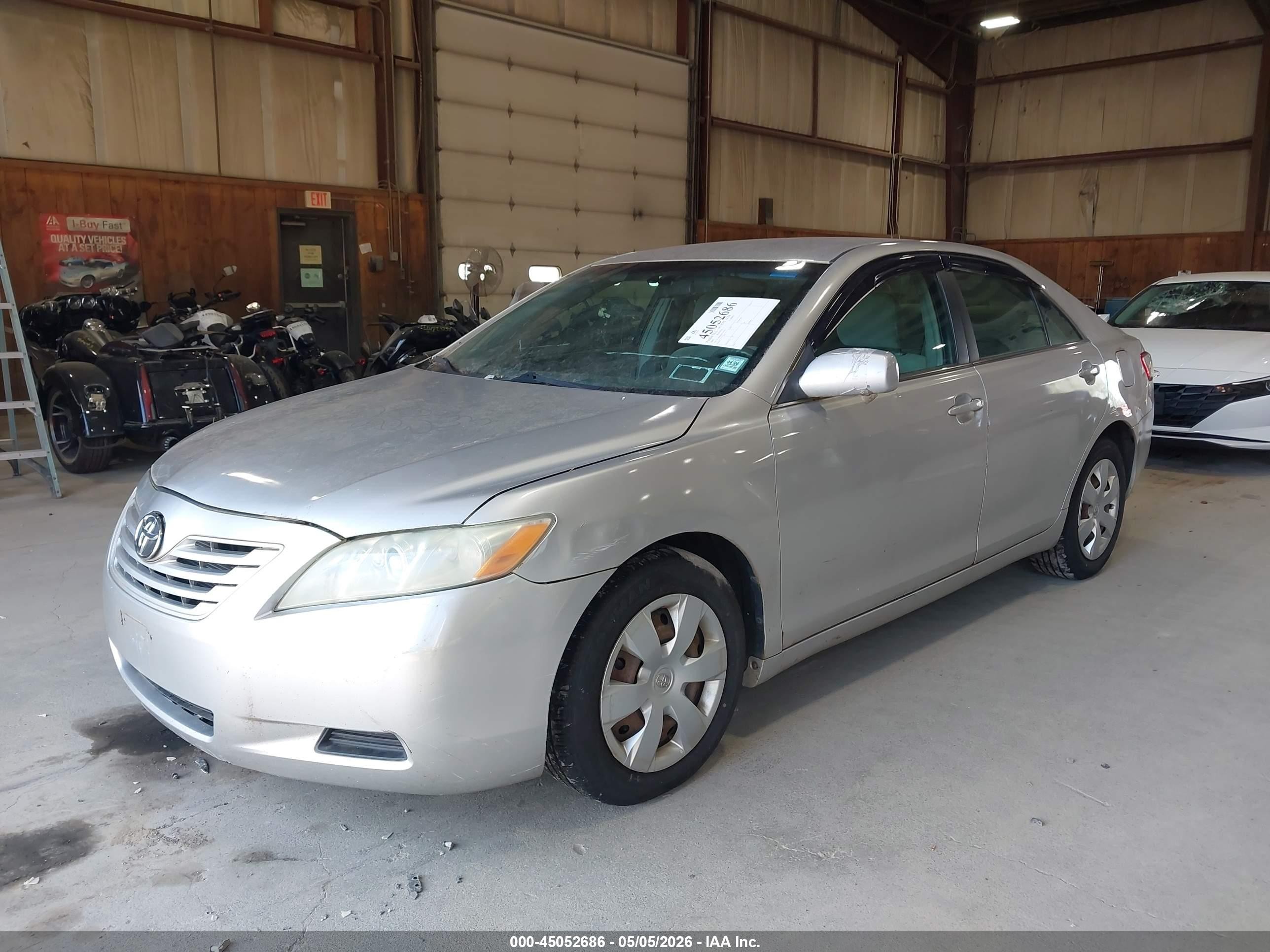 2009 Toyota Camry   Серый vin: 4T1BE46K39U325947