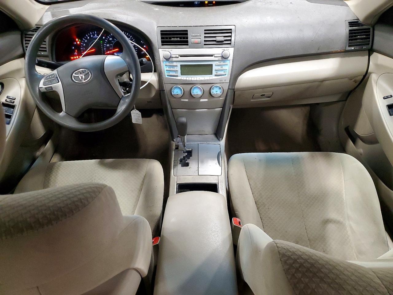 2009 Toyota Camry Le Red vin: 4T1BE46K39U391799