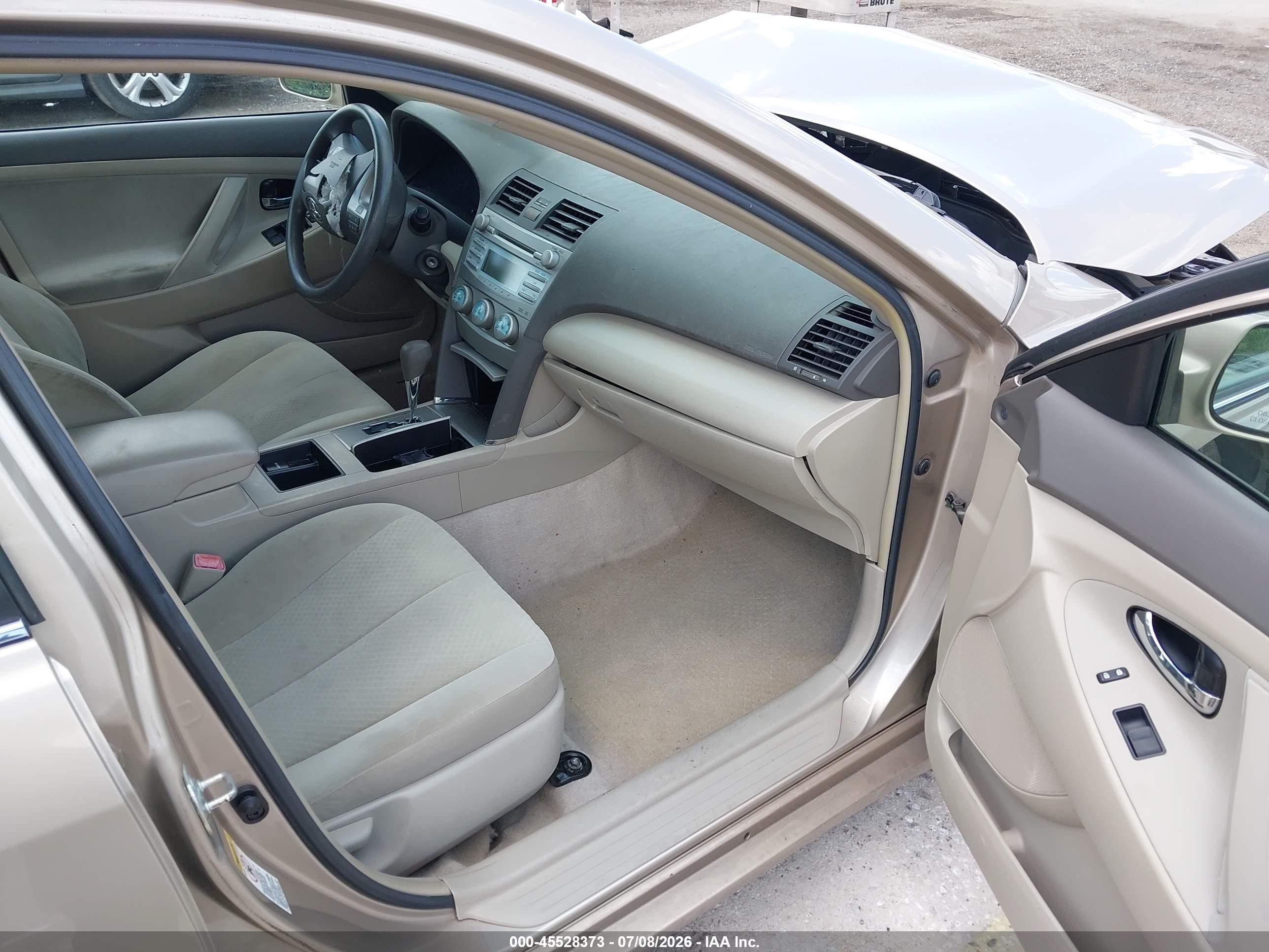 2009 Toyota Camry Золотой vin: 4T1BE46K39U405653