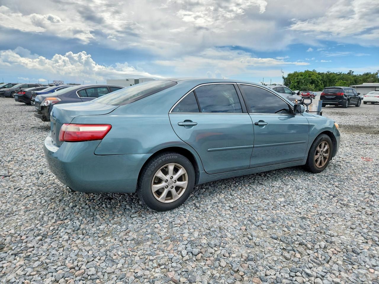 2009 Toyota Camry Le Green vin: 4T1BE46K39U820729