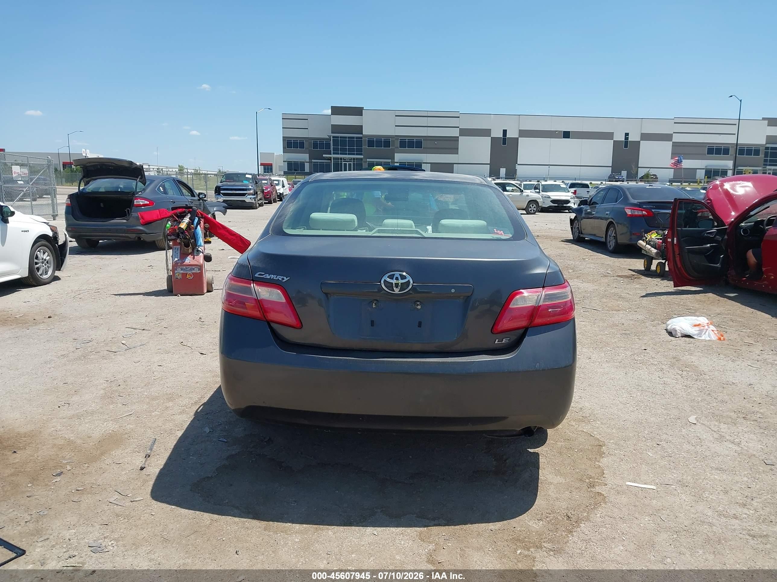 2009 Toyota Camry Le Gray vin: 4T1BE46K39U879960
