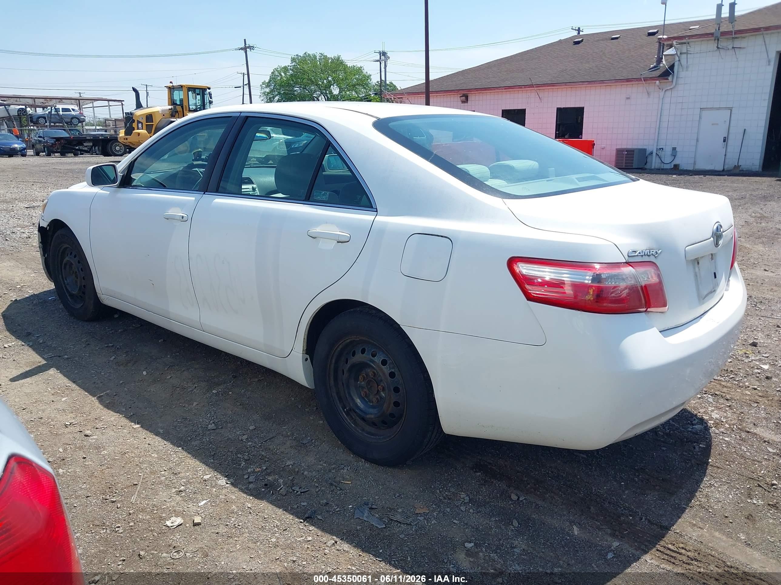2009 Toyota Camry Le White vin: 4T1BE46K39U896869