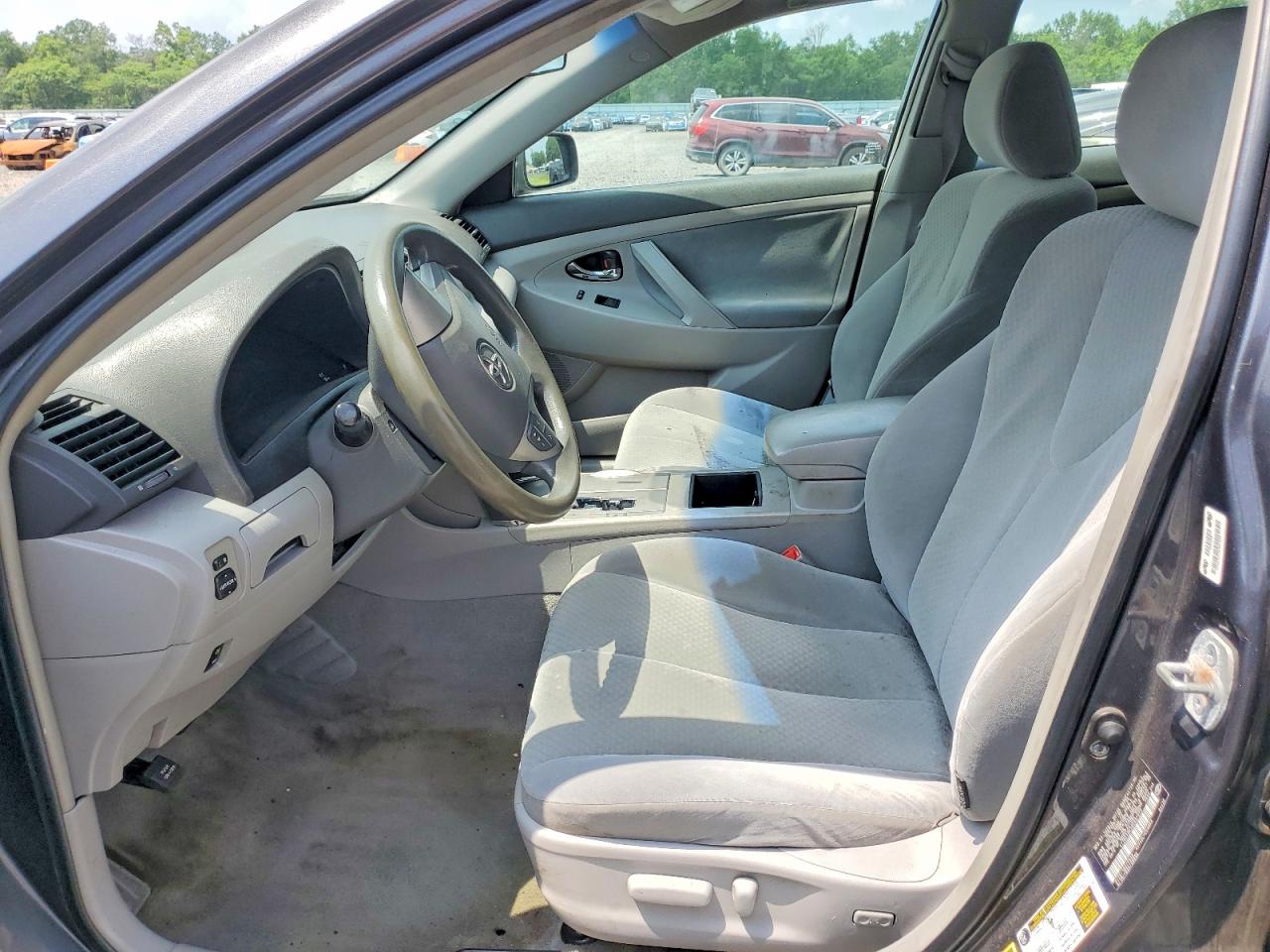 2009 Toyota Camry Le Gray vin: 4T1BE46K39U897679