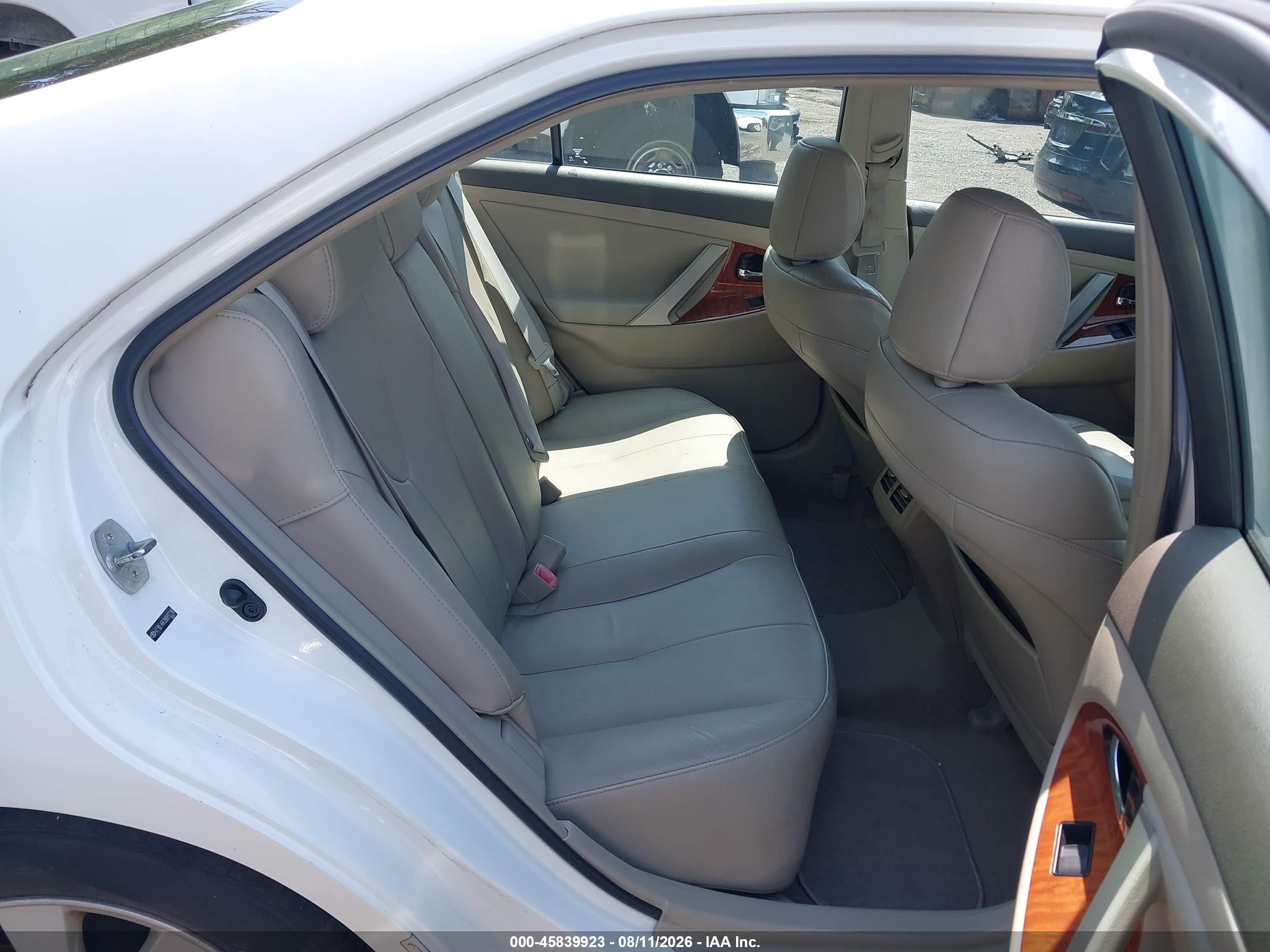 2009 Toyota Camry Xle Белый vin: 4T1BE46K39U917316