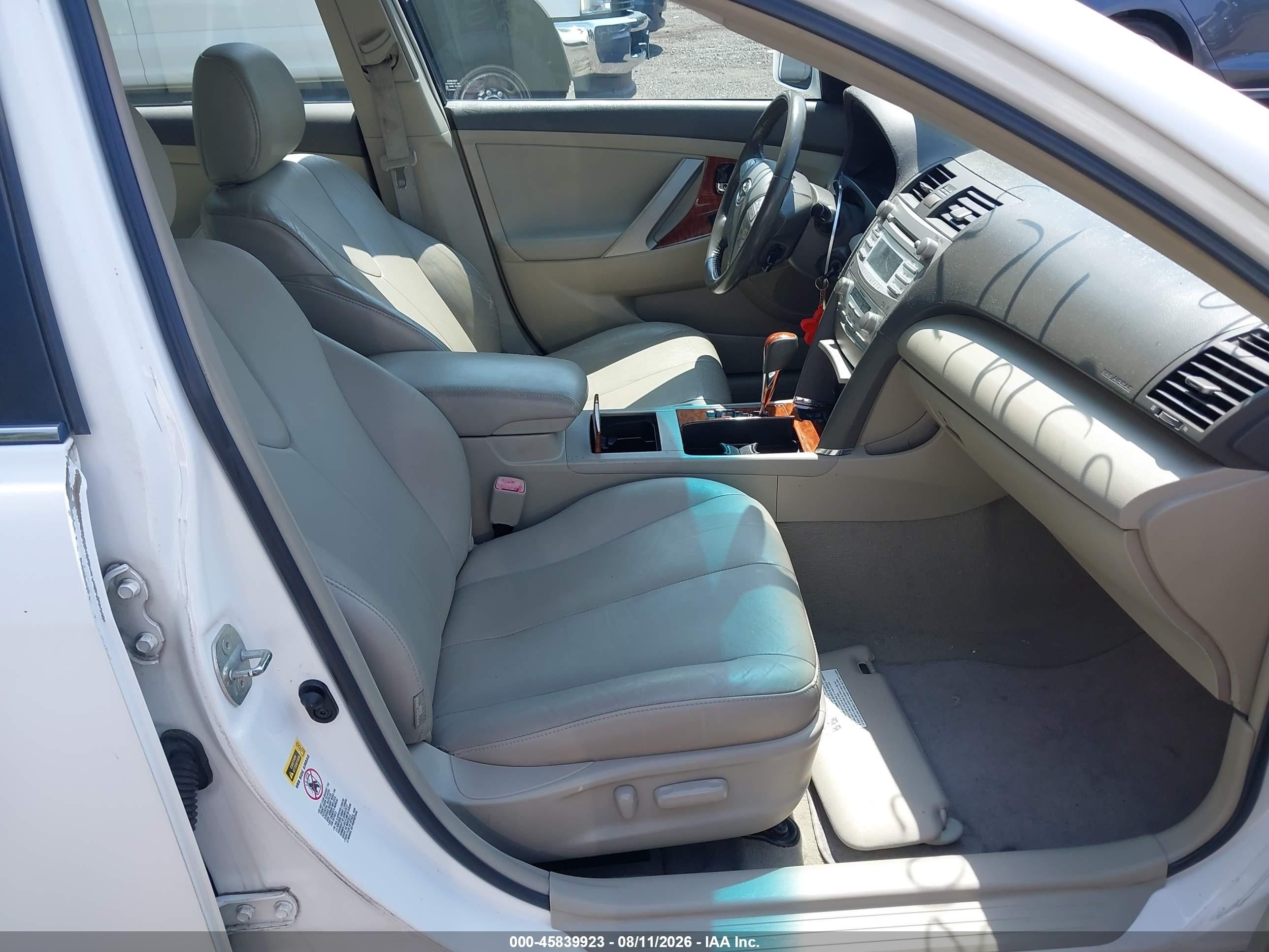 2009 Toyota Camry Xle Белый vin: 4T1BE46K39U917316