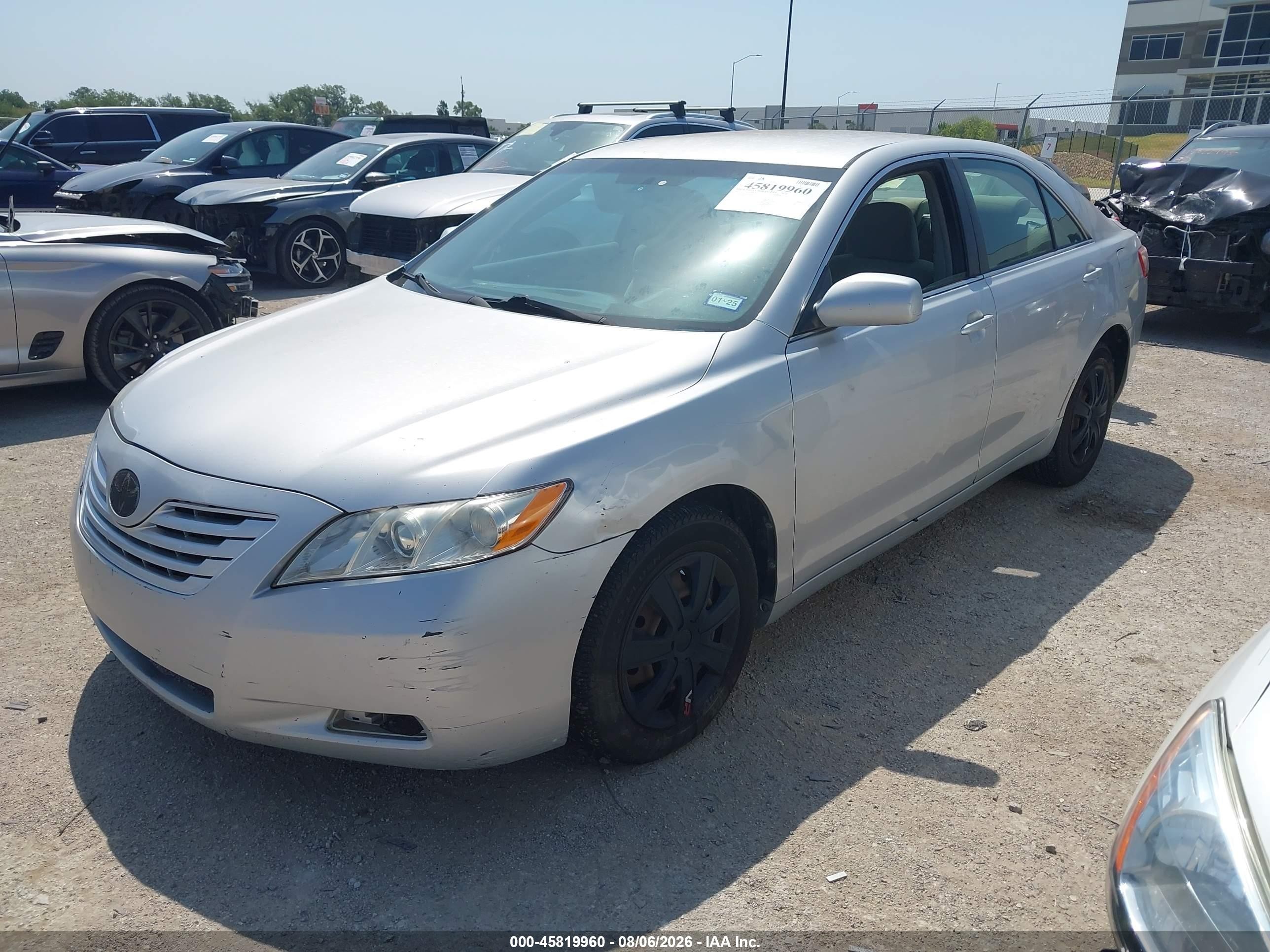 2007 Toyota Camry Le Silver vin: 4T1BE46K47U006957