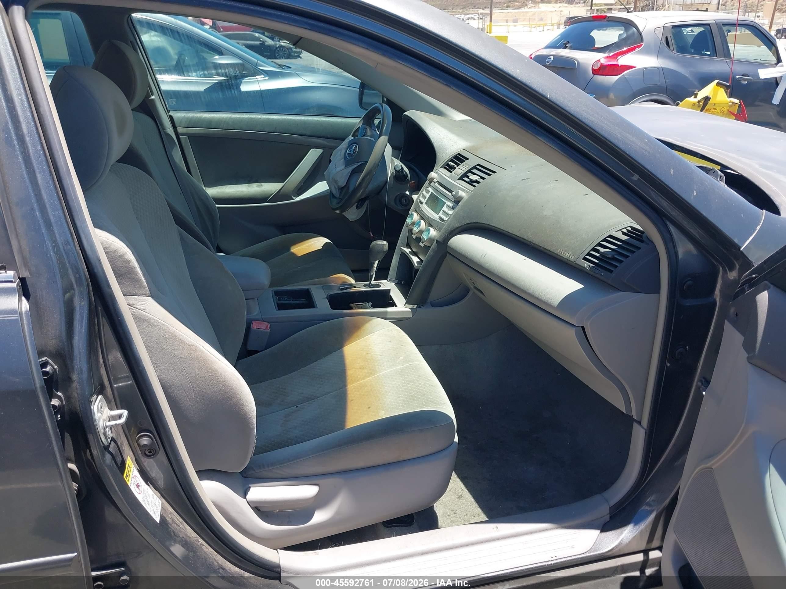 2007 Toyota Camry Le Gray vin: 4T1BE46K47U030224