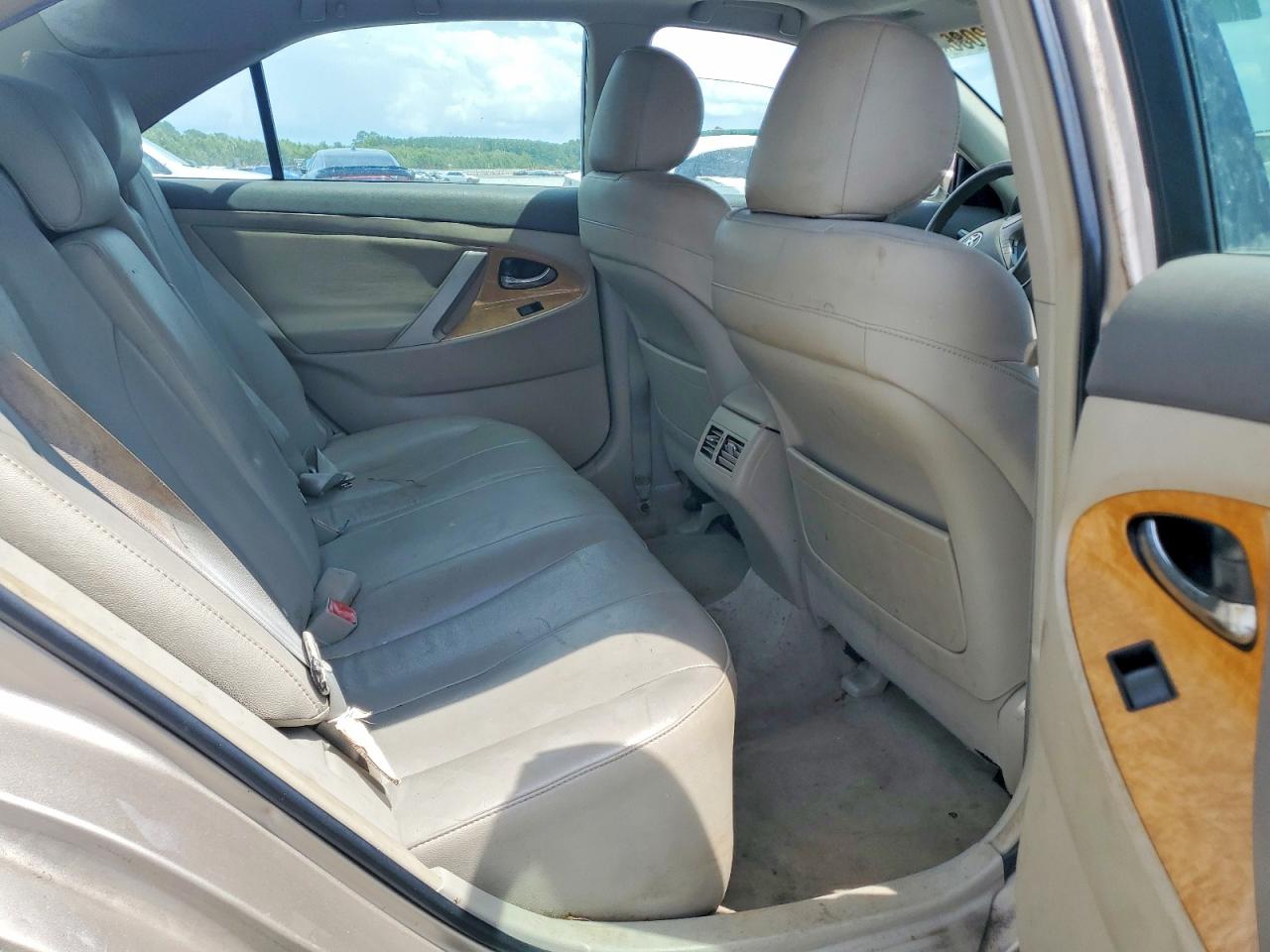 2007 Toyota Camry Xle Gold vin: 4T1BE46K47U064373