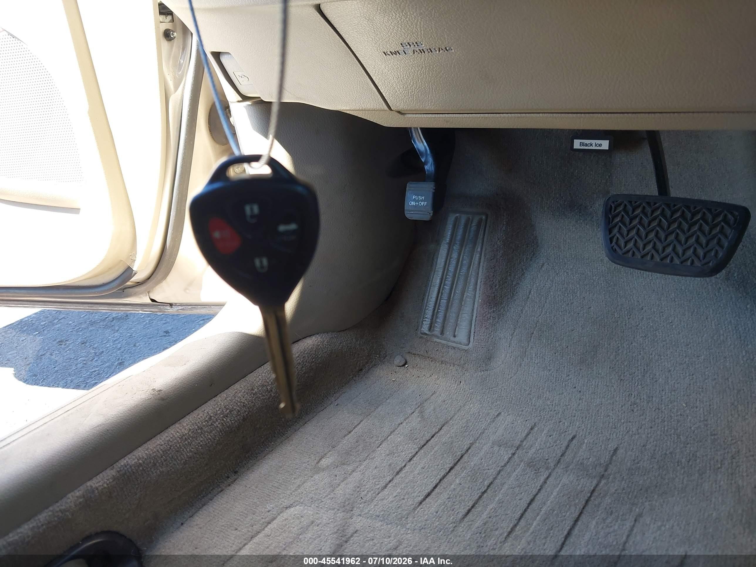 2007 Toyota Camry Le Золотой vin: 4T1BE46K47U065216