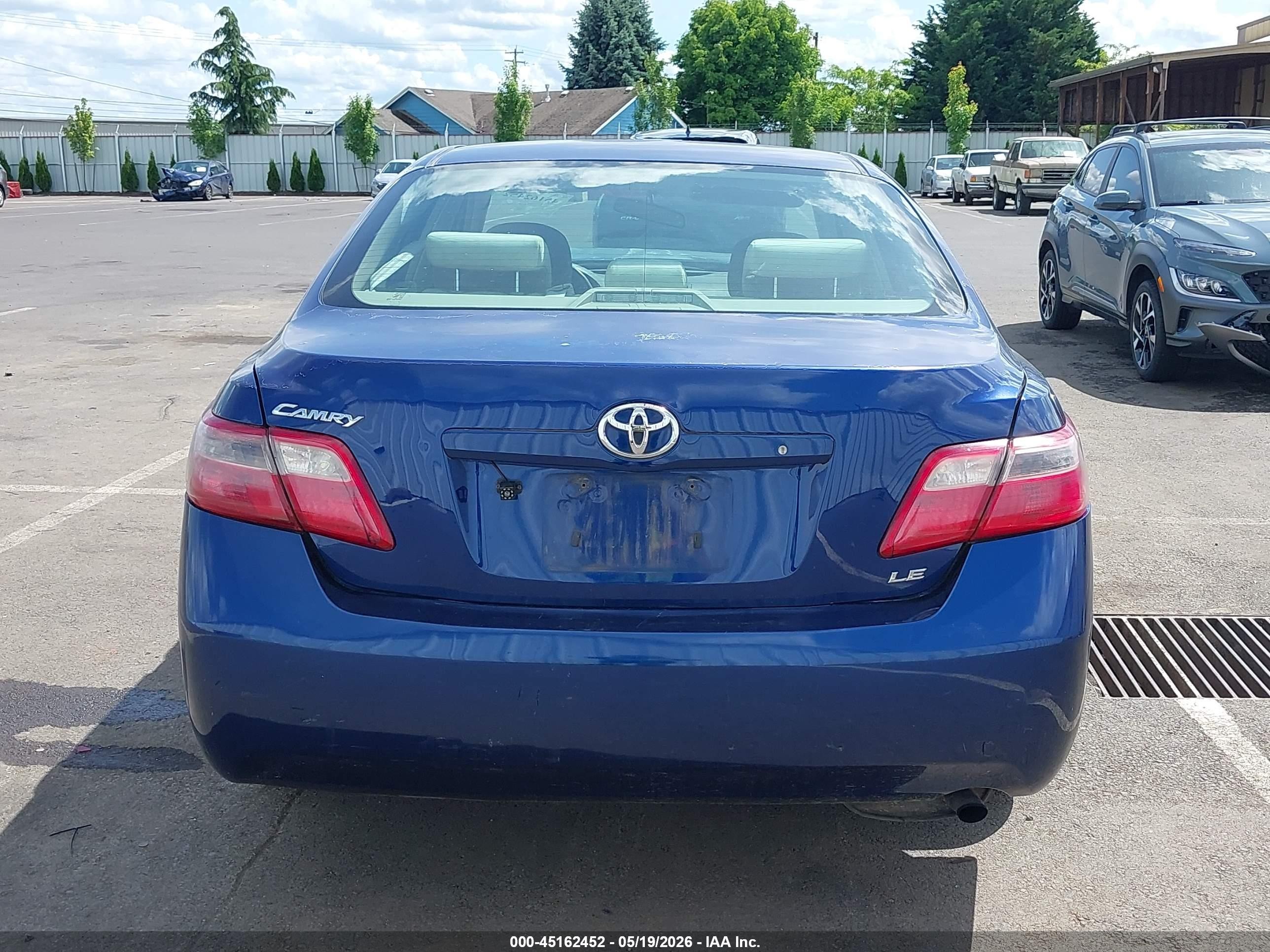 2007 Toyota Camry Le Blue vin: 4T1BE46K47U083246
