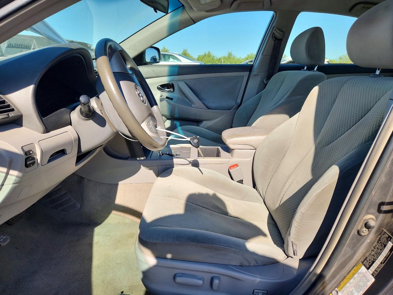 2007 Toyota Camry Le Gray vin: 4T1BE46K47U099933