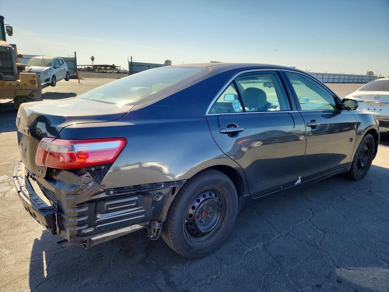 2007 Toyota Camry Le Gray vin: 4T1BE46K47U099933