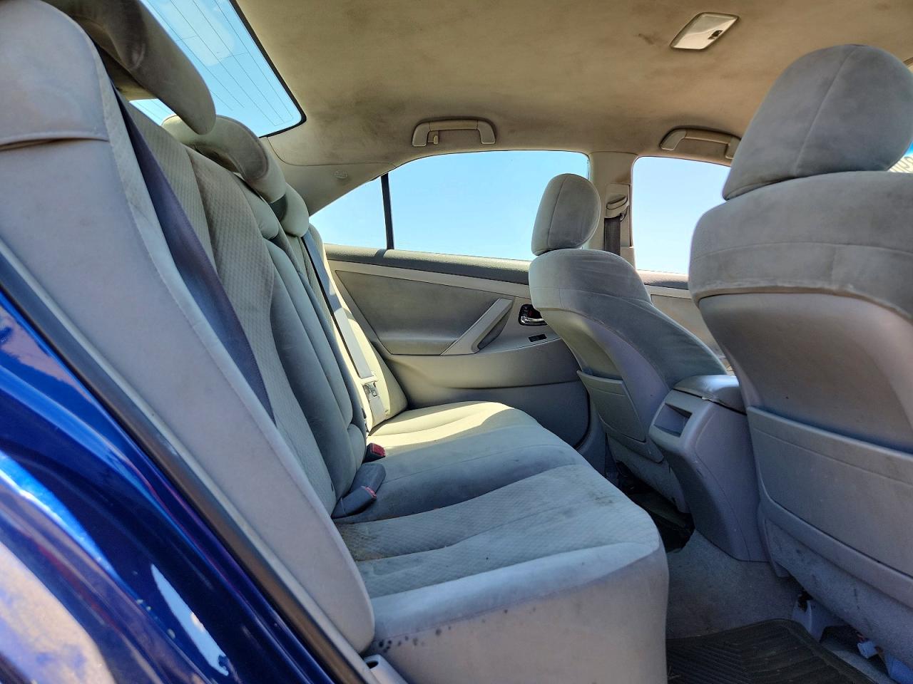 2007 Toyota Camry Le Blue vin: 4T1BE46K47U108193