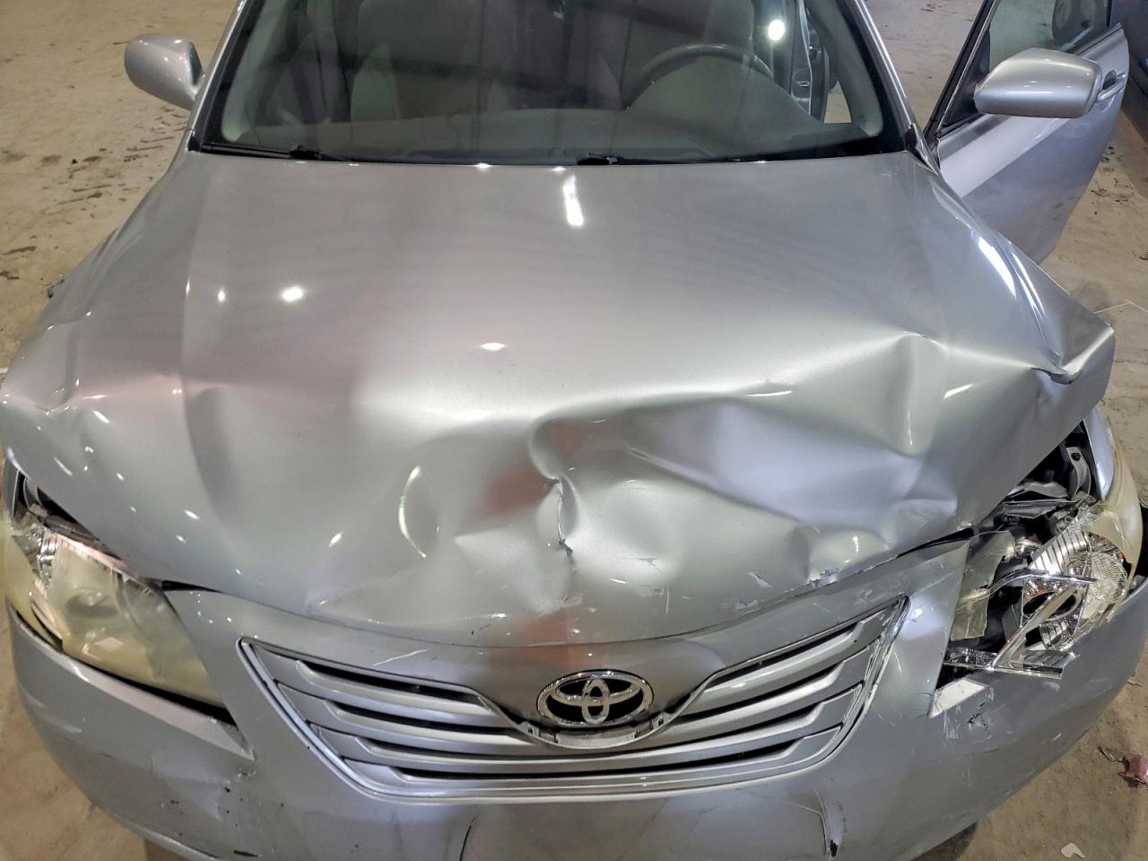 2007 Toyota Camry Le Silver vin: 4T1BE46K47U155594