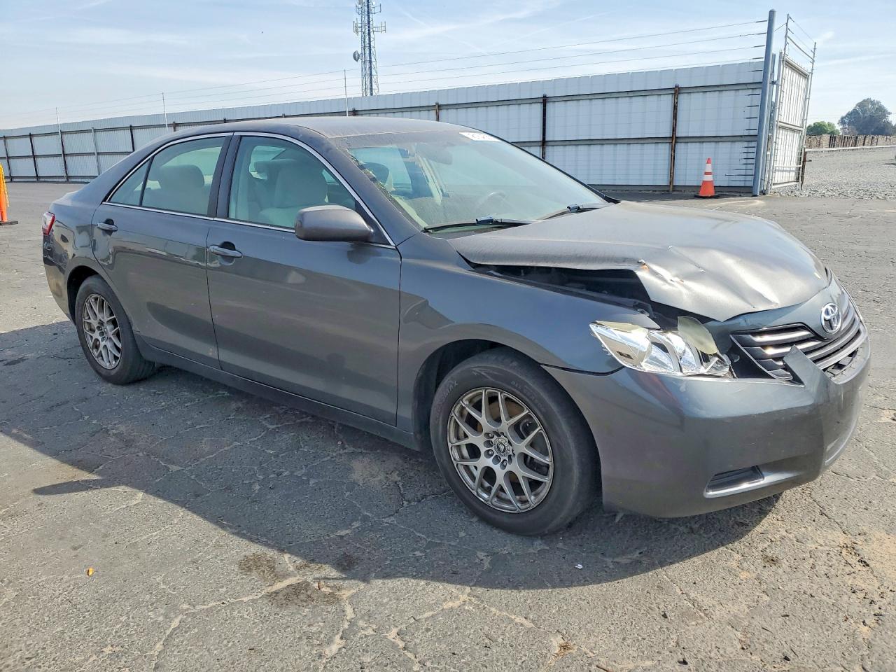 2007 Toyota Camry Le Gray vin: 4T1BE46K47U518461
