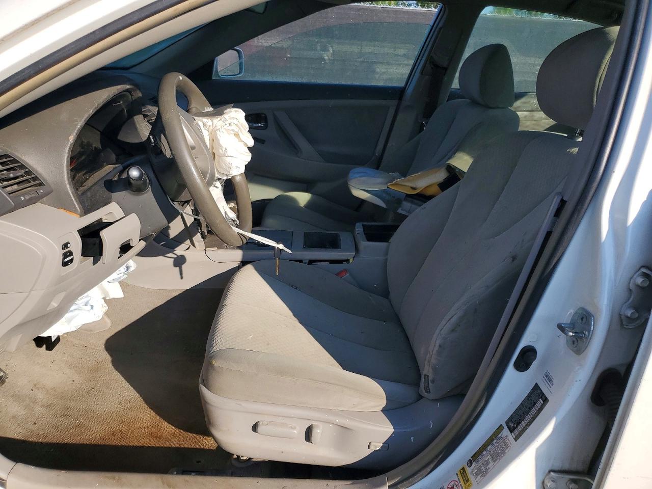 2007 Toyota Camry Le White vin: 4T1BE46K47U597632