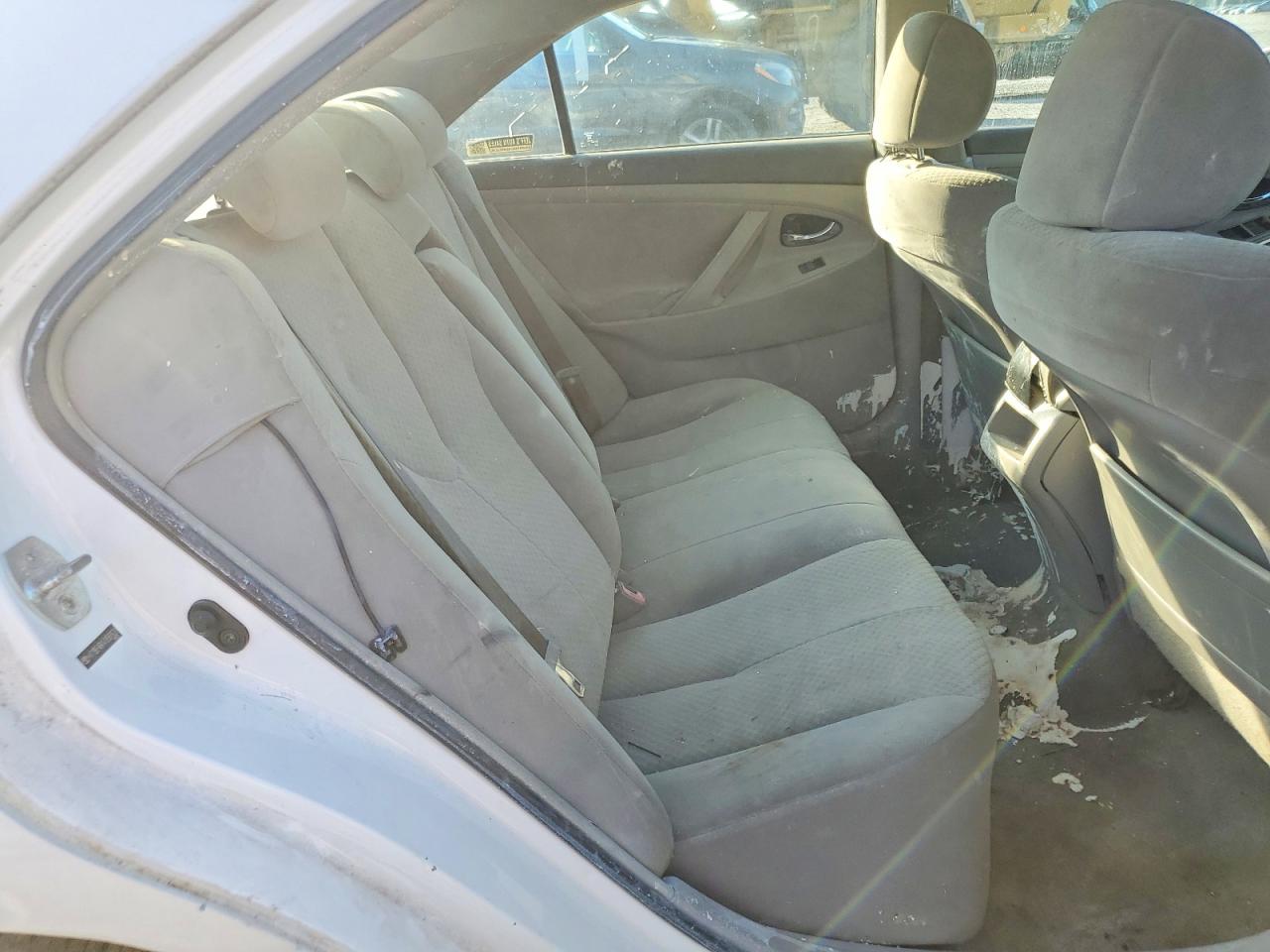 2007 Toyota Camry Le White vin: 4T1BE46K47U597632