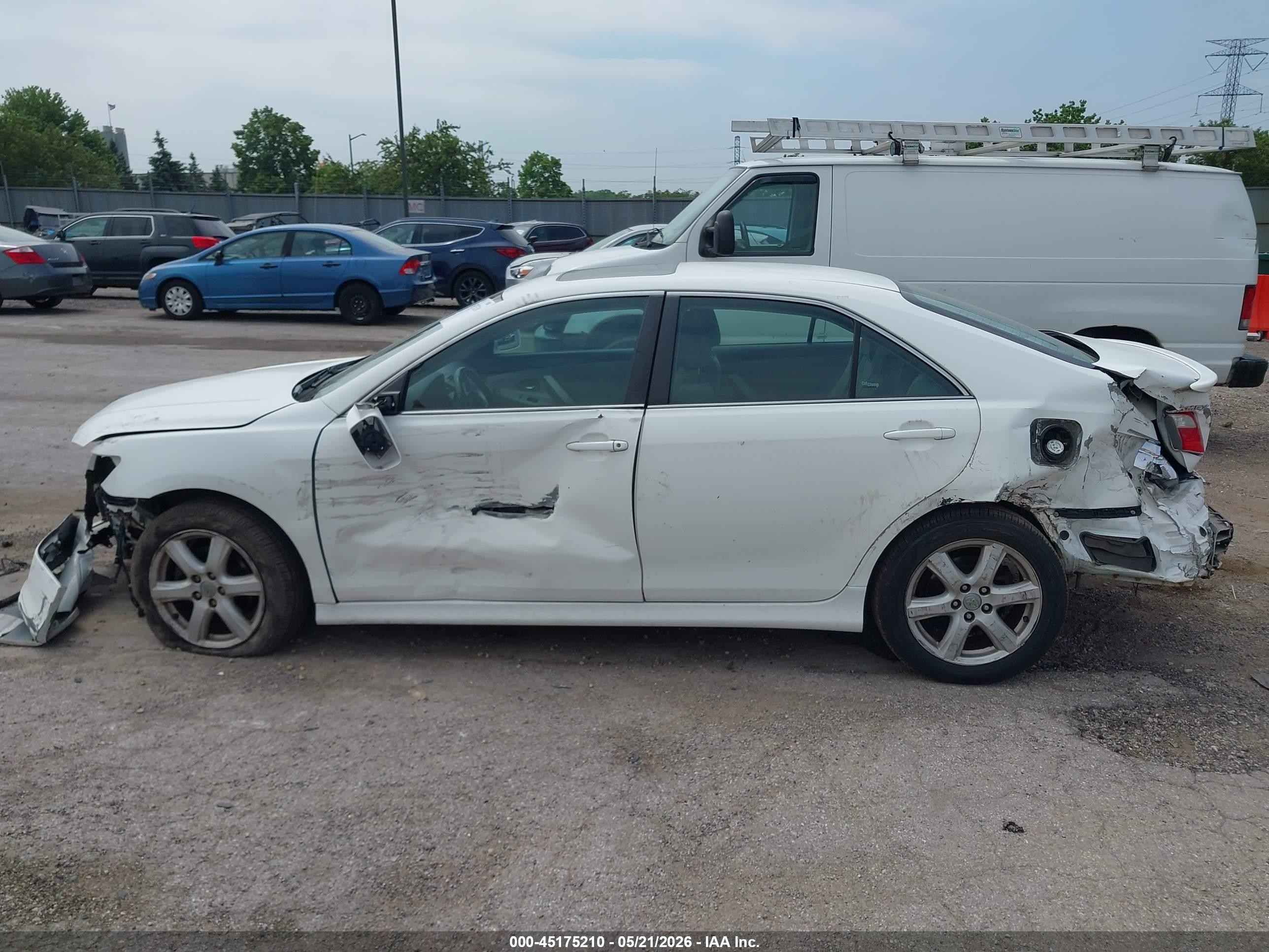 2007 Toyota Camry Se White vin: 4T1BE46K47U609424