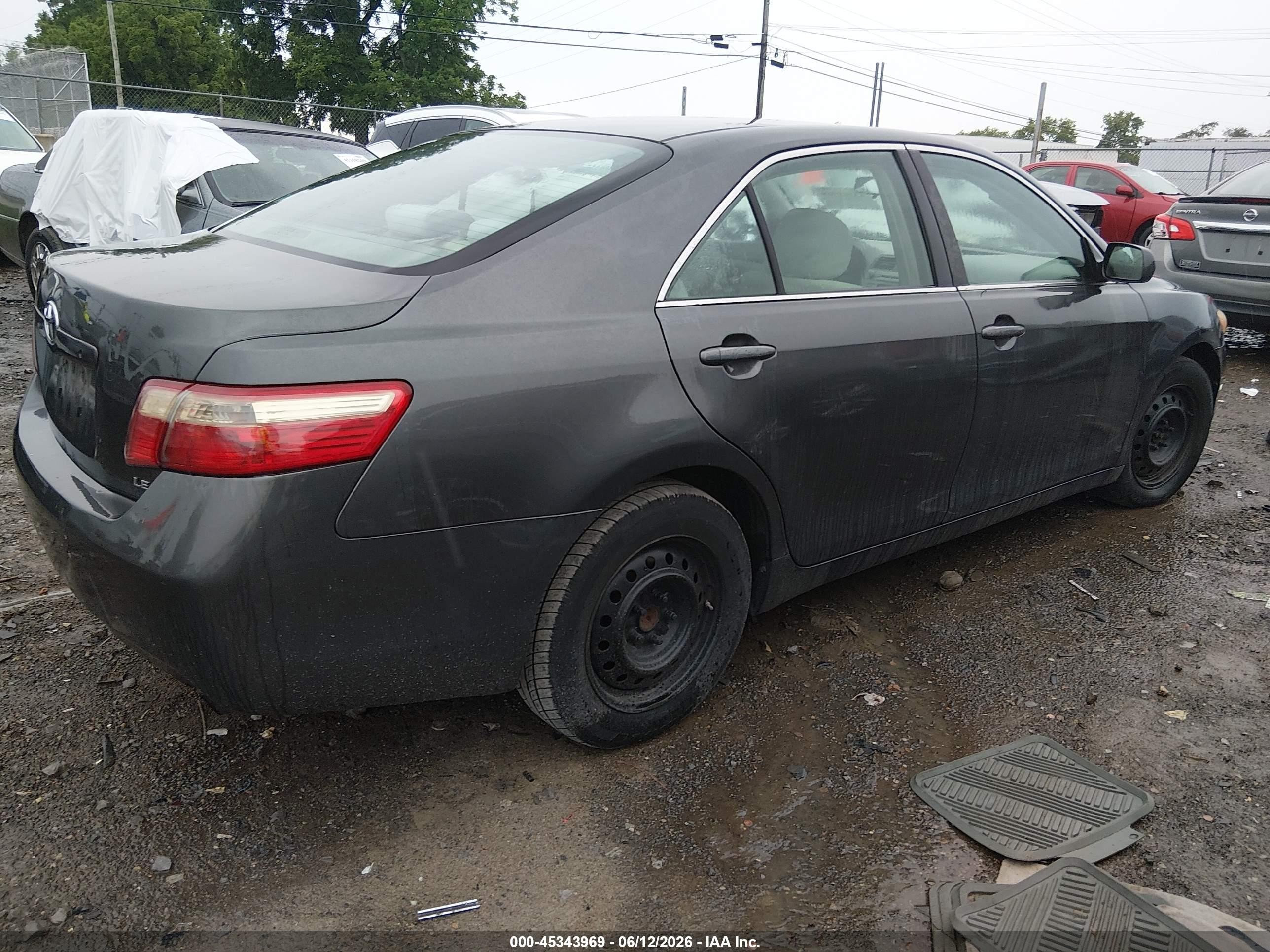 2007 Toyota Camry Le Gray vin: 4T1BE46K47U611660