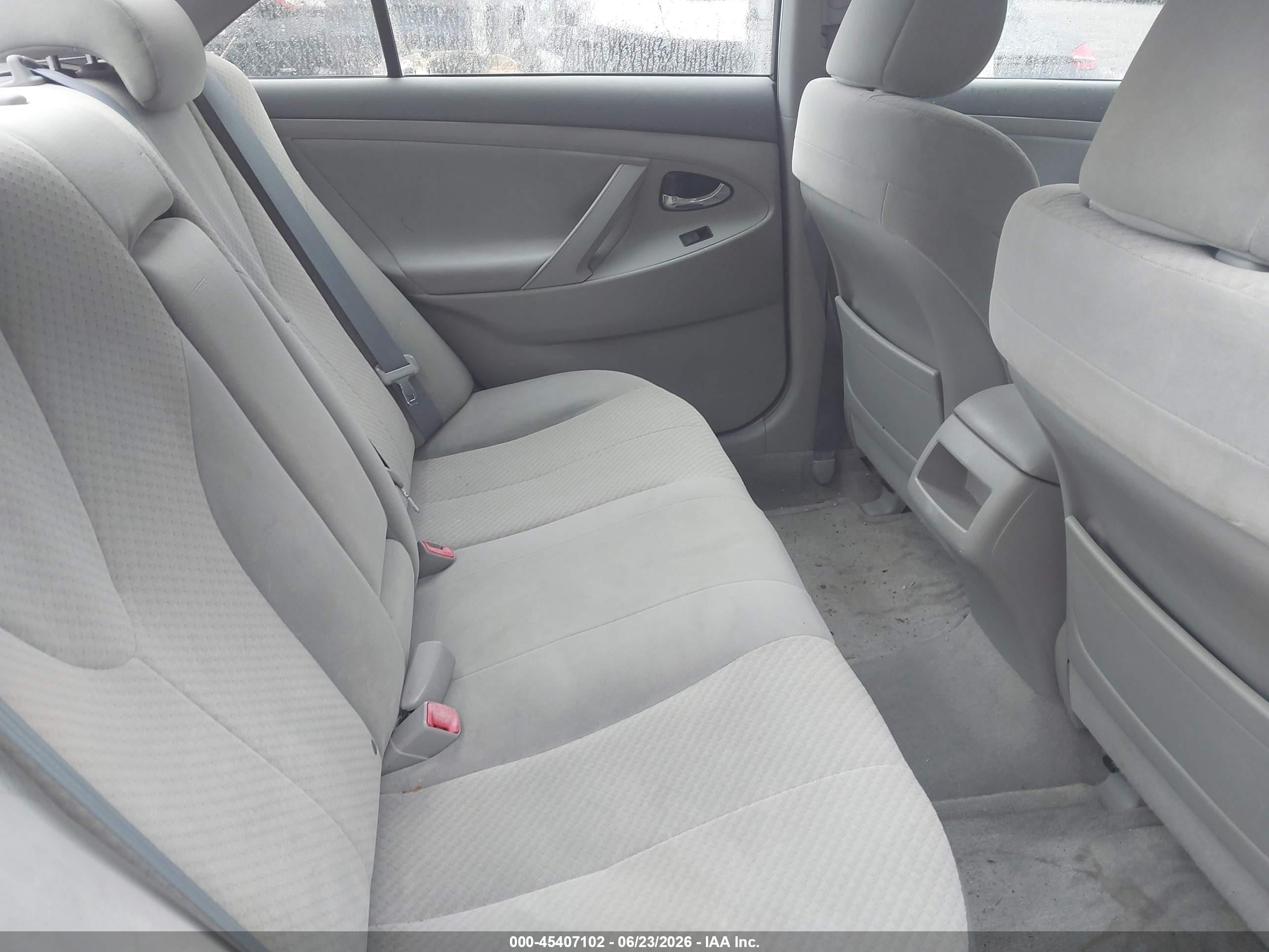 2007 Toyota Camry Le White vin: 4T1BE46K47U627339