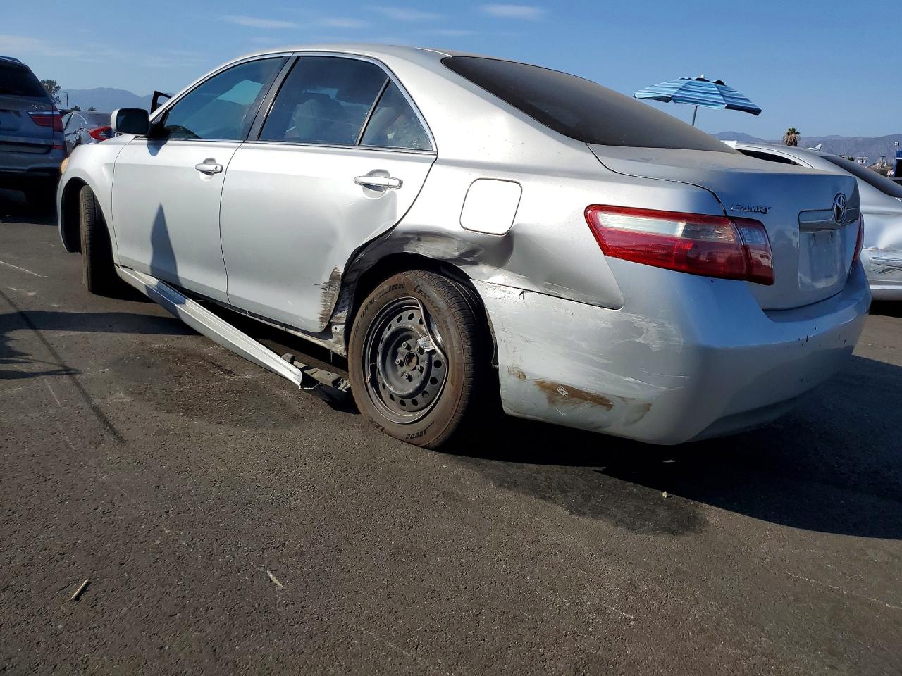 2007 Toyota Camry Le Silver vin: 4T1BE46K47U636154