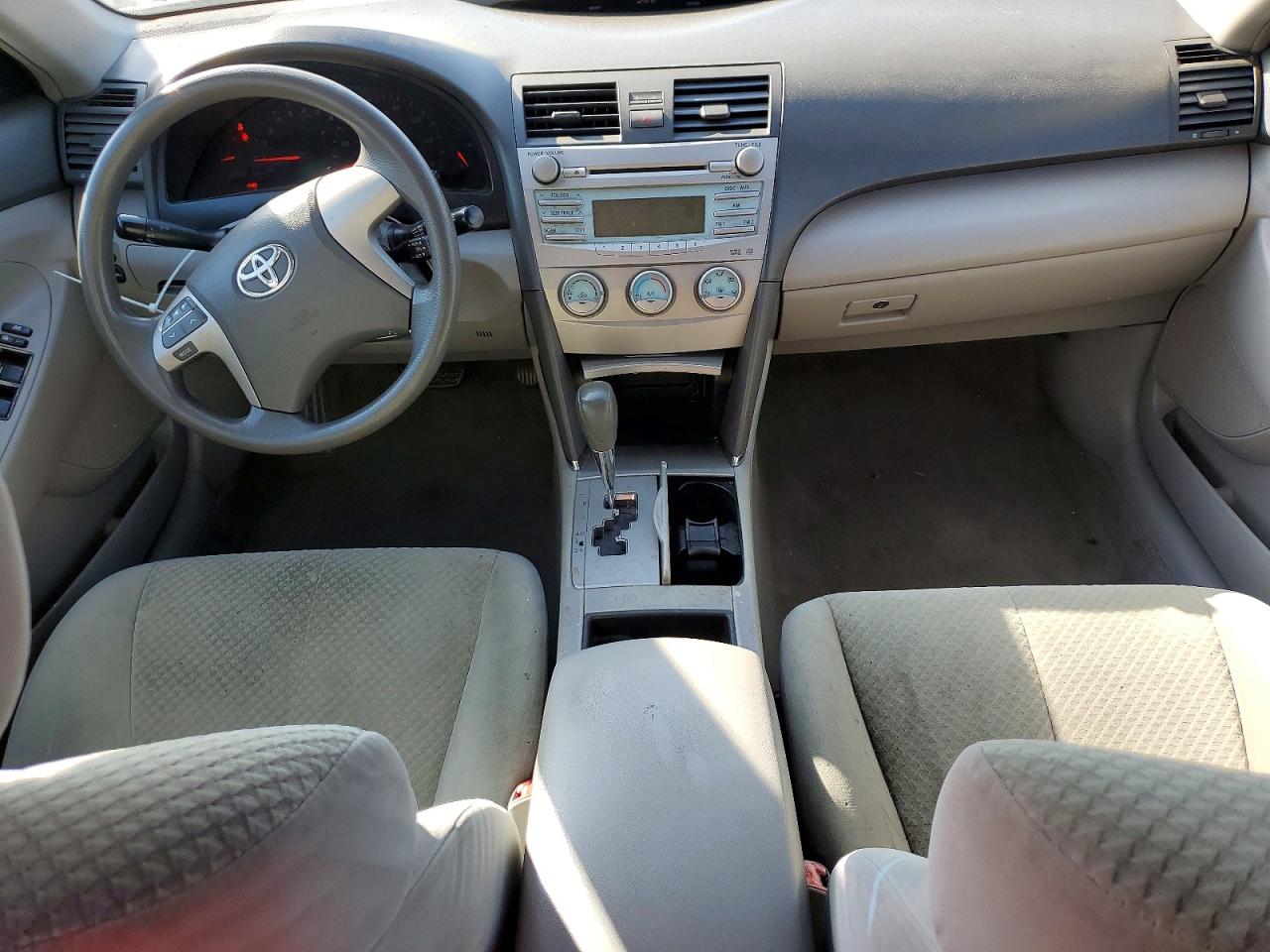 2007 Toyota Camry Le Silver vin: 4T1BE46K47U636154