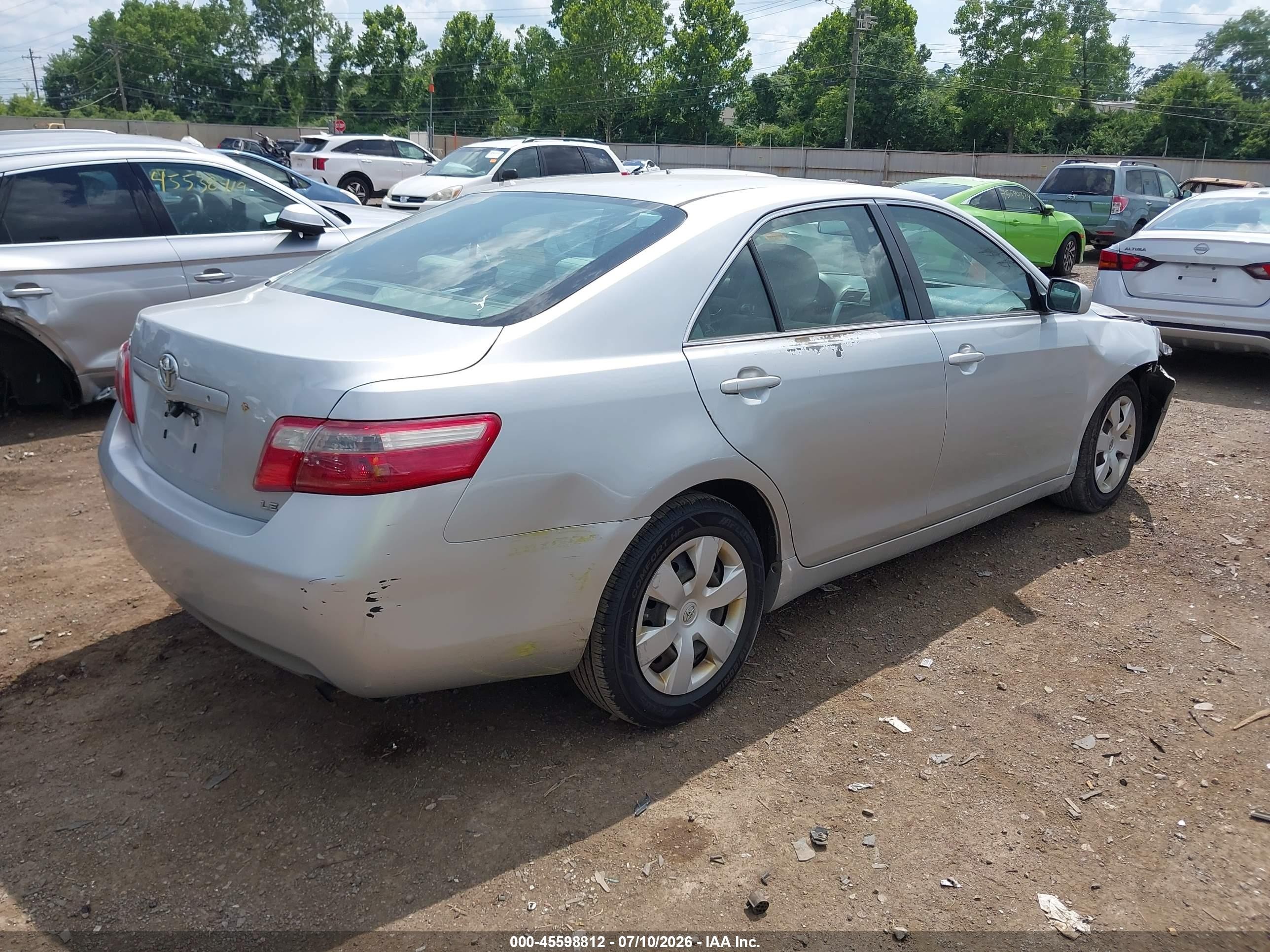 2007 Toyota Camry Le Серебряный vin: 4T1BE46K47U653651