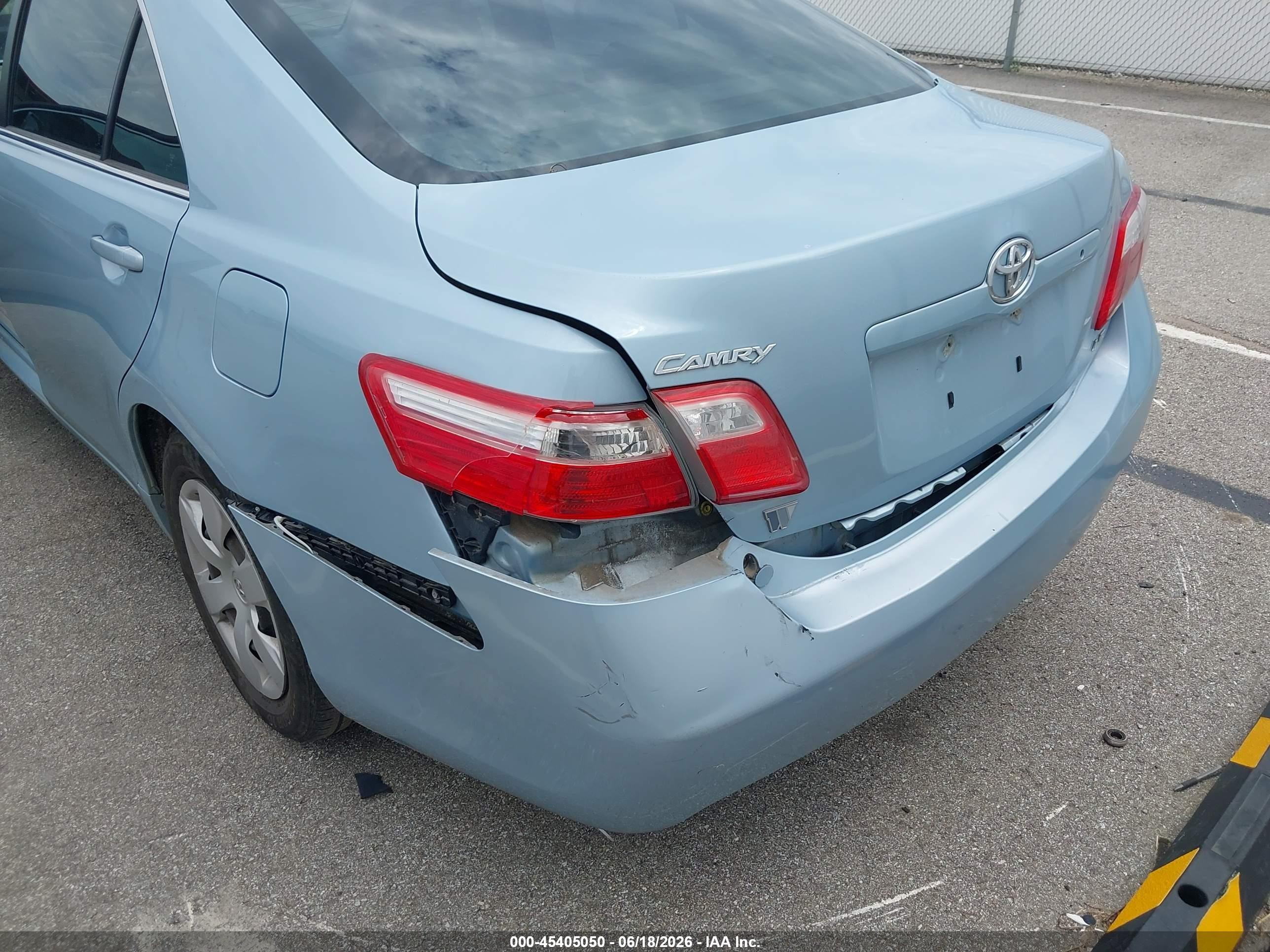 2007 Toyota Camry Le Blue vin: 4T1BE46K47U656629