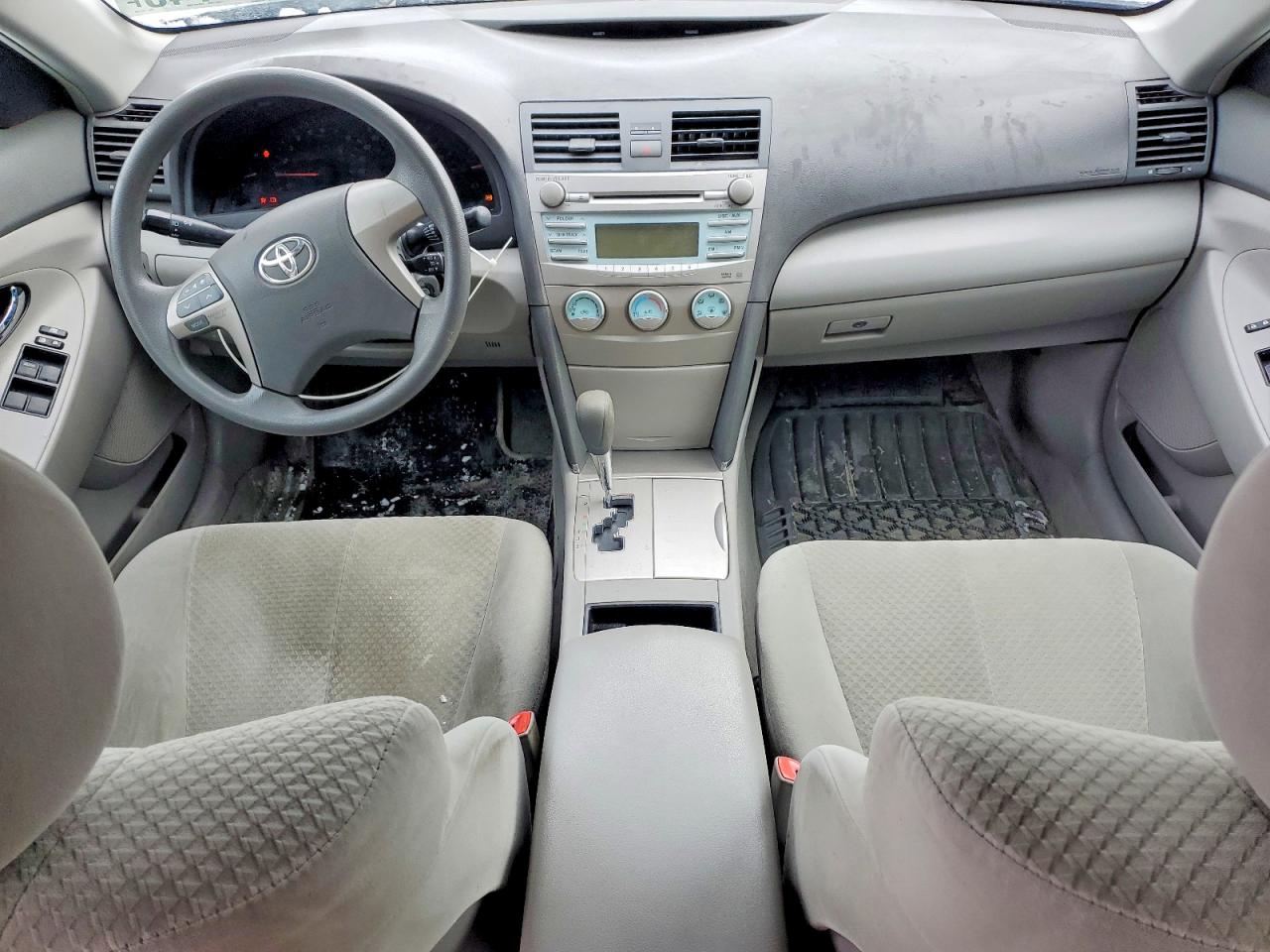 2007 Toyota Camry Ce Silver vin: 4T1BE46K47U657148
