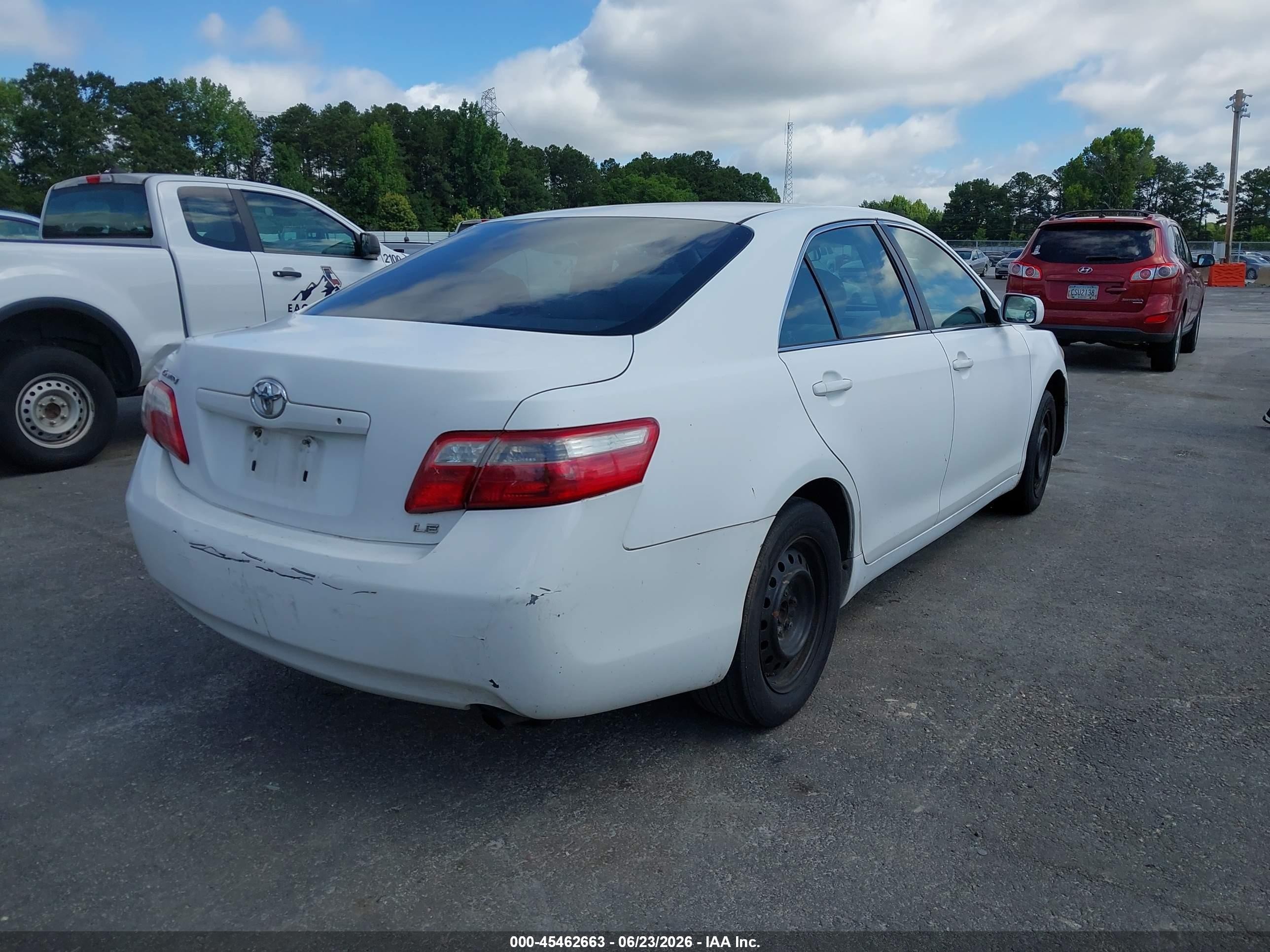 2007 Toyota Camry Le White vin: 4T1BE46K47U668702