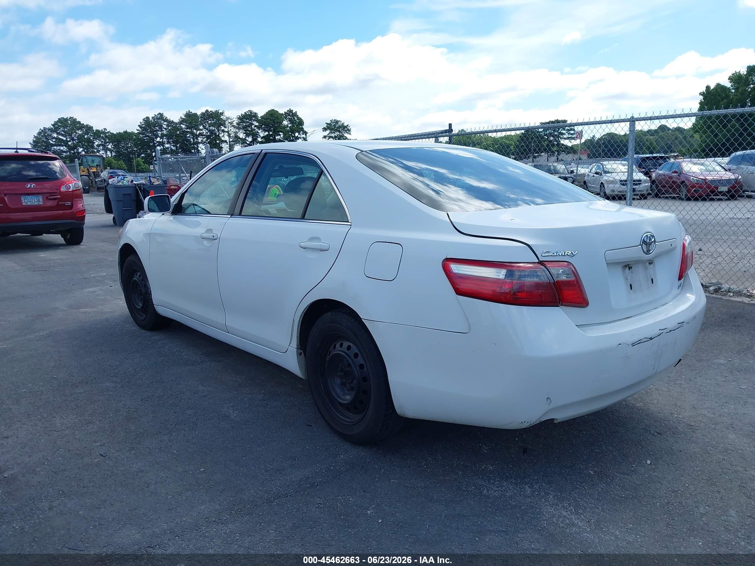 2007 Toyota Camry Le White vin: 4T1BE46K47U668702