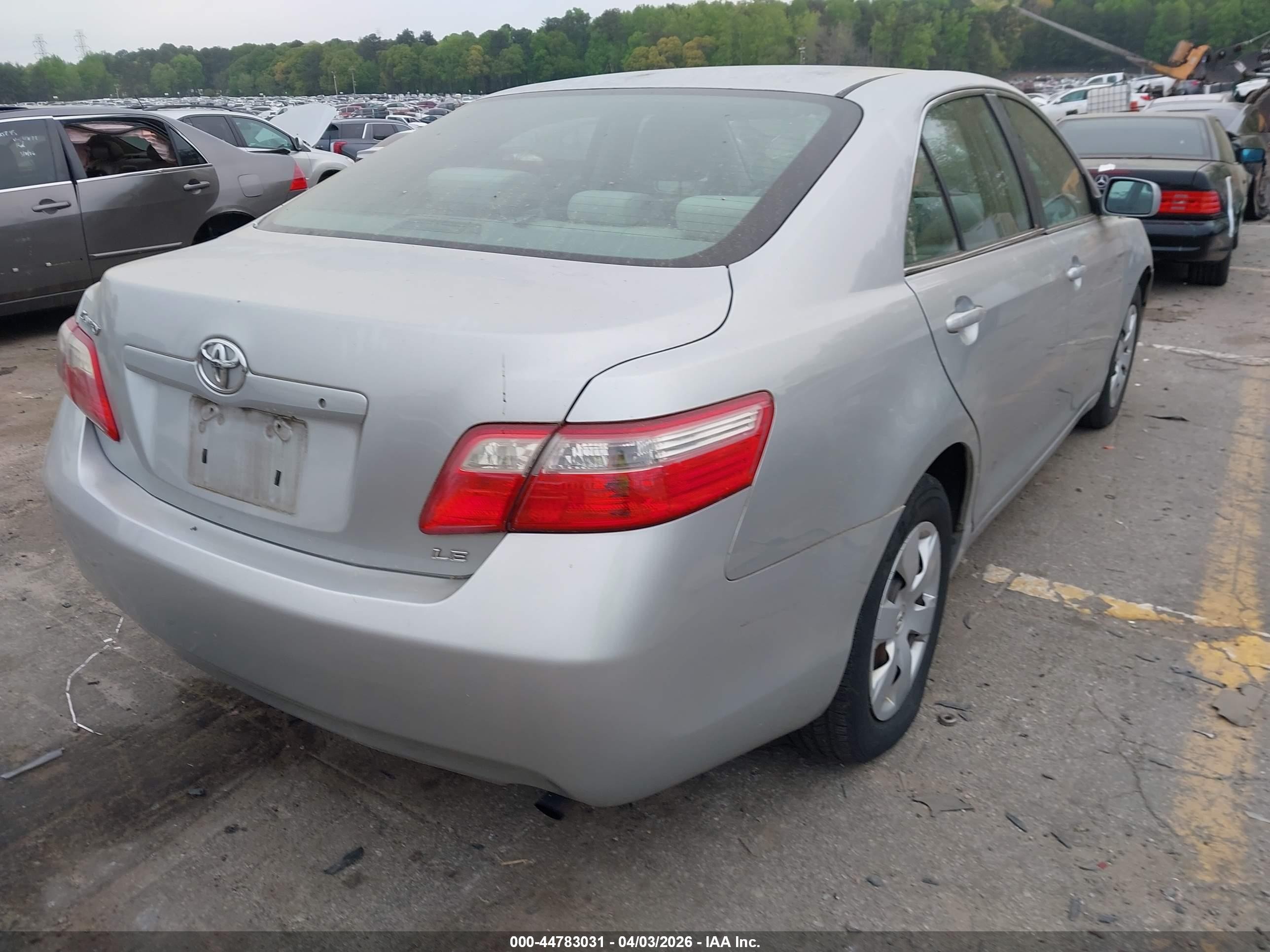 2007 Toyota Camry Le Silver vin: 4T1BE46K47U678405