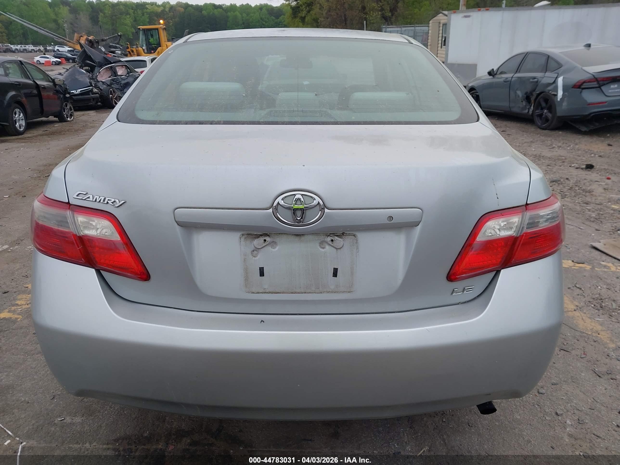 2007 Toyota Camry Le Silver vin: 4T1BE46K47U678405