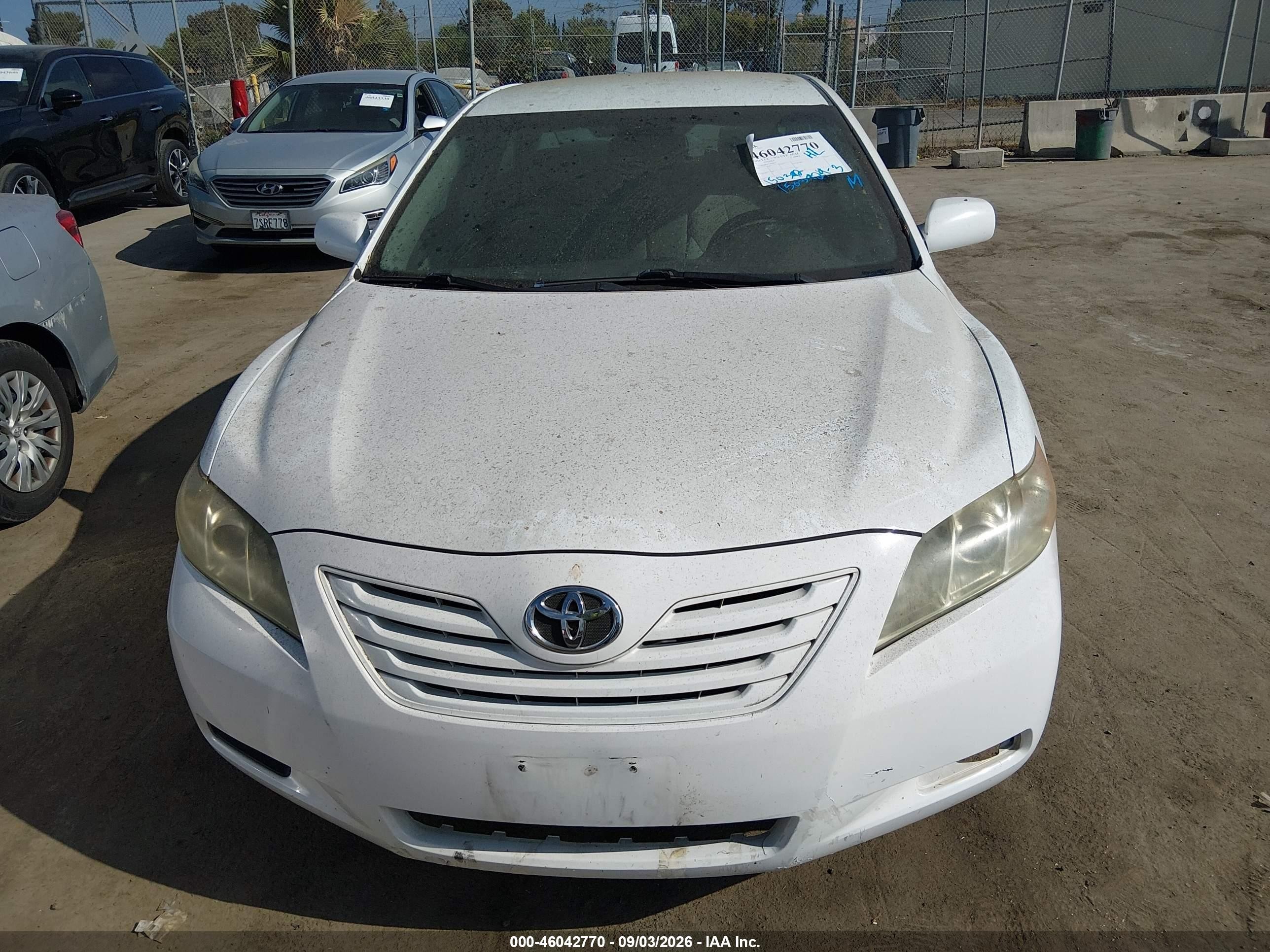 2007 Toyota Camry Le White vin: 4T1BE46K47U697634