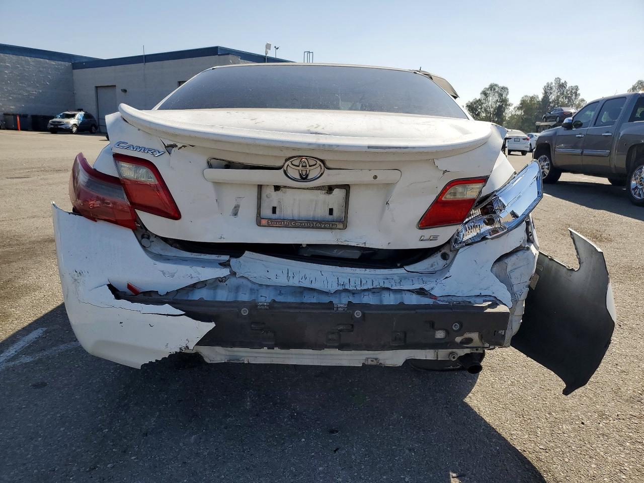 2007 Toyota Camry Le White vin: 4T1BE46K47U698329