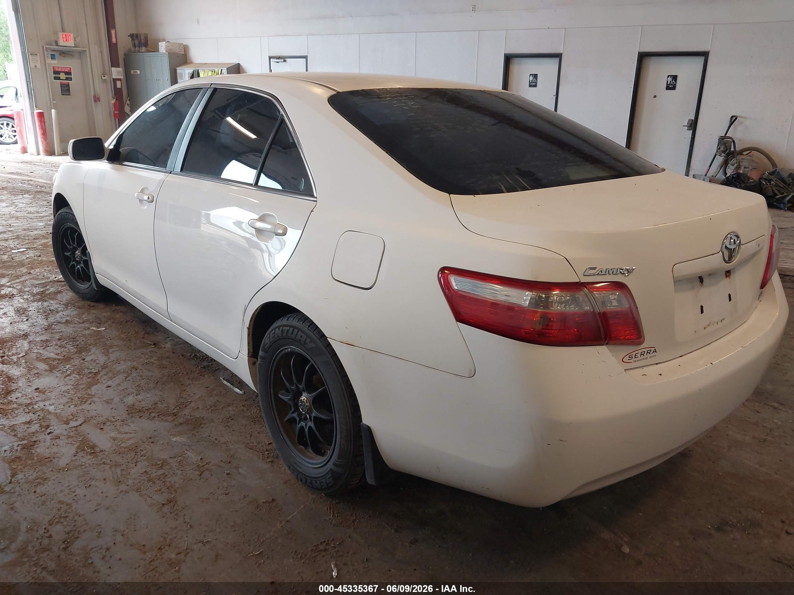 2007 Toyota Camry Le White vin: 4T1BE46K47U700628