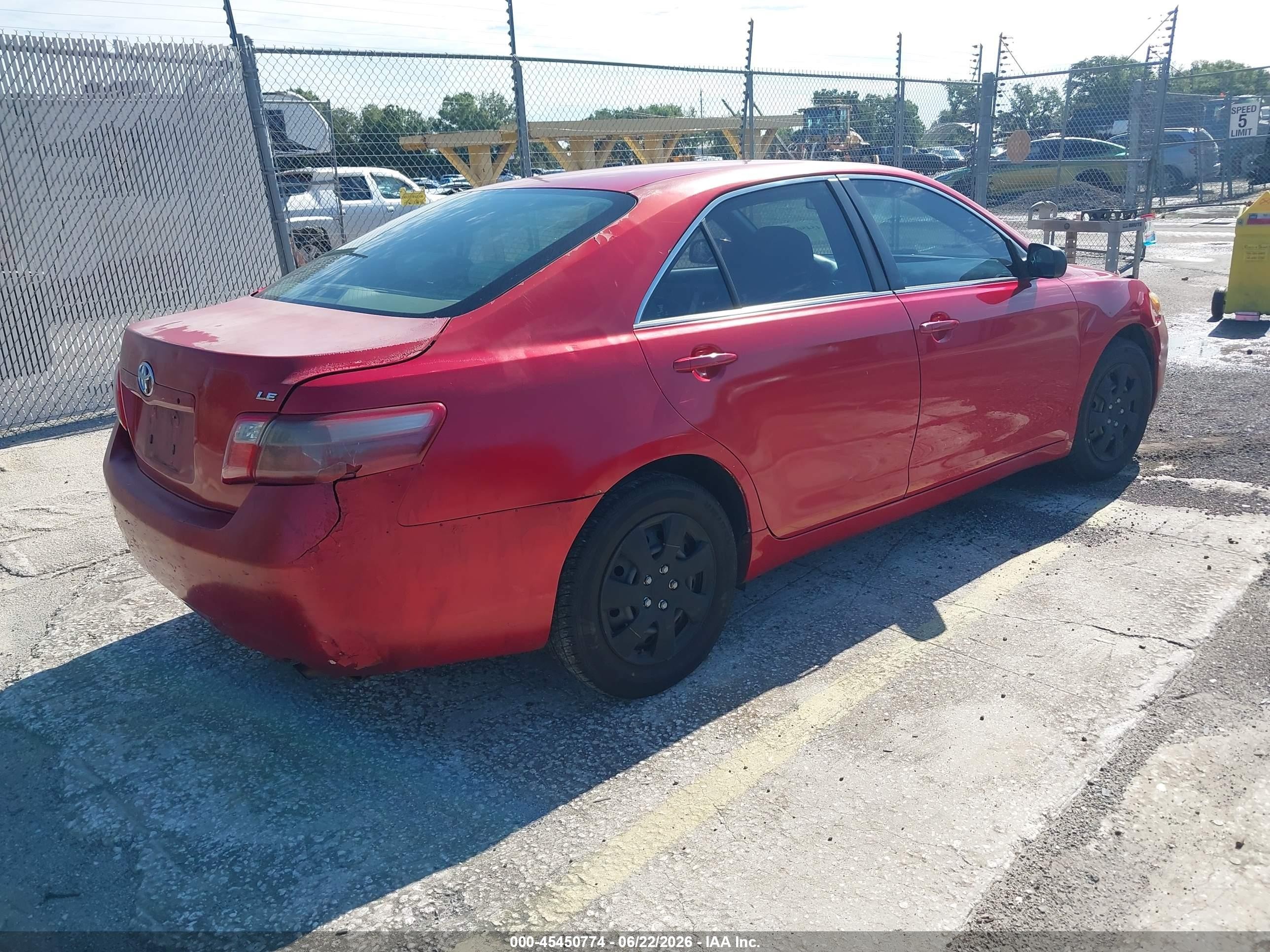 2008 Toyota Camry Le Red vin: 4T1BE46K48U198592