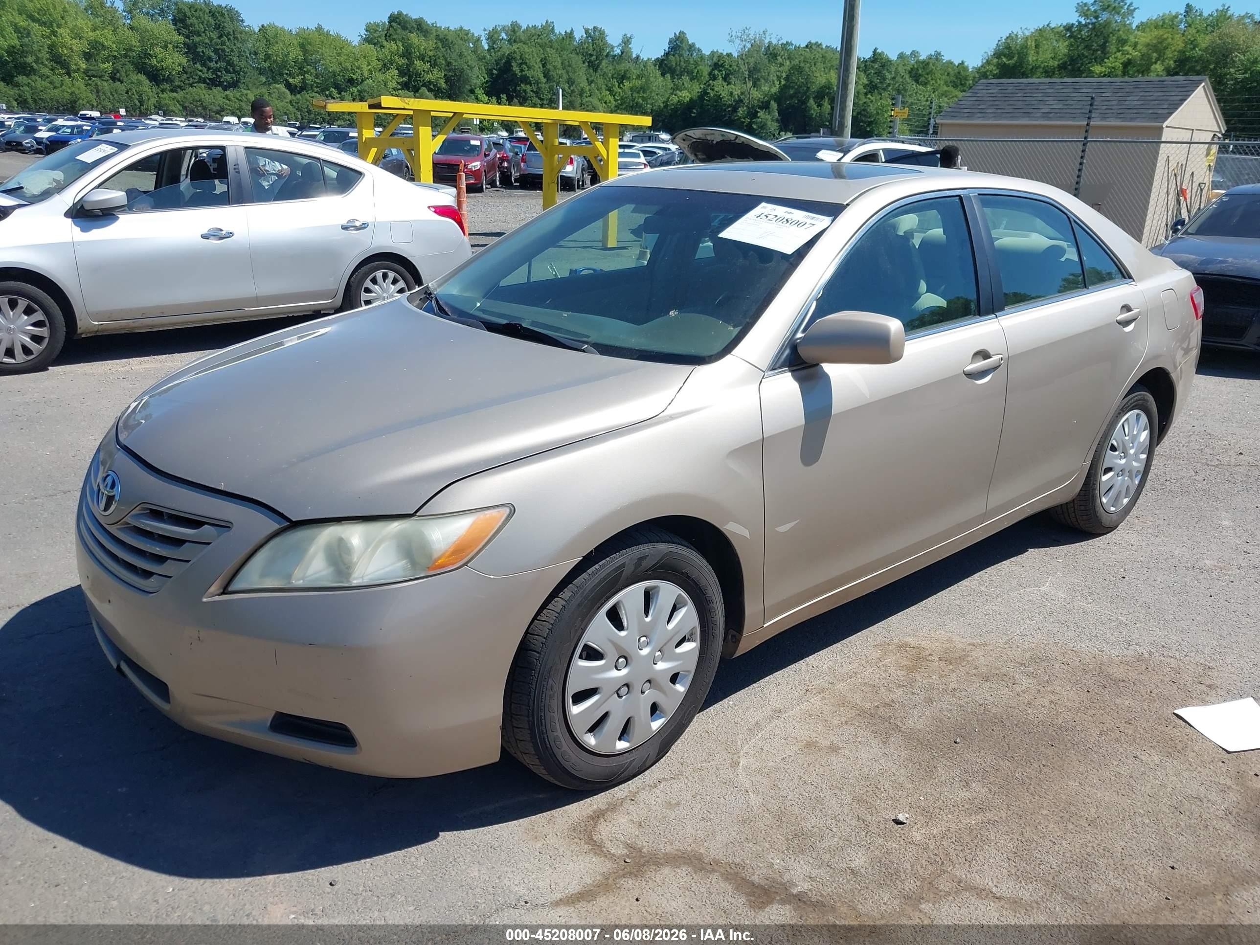 2008 Toyota Camry Le Champagne vin: 4T1BE46K48U208750