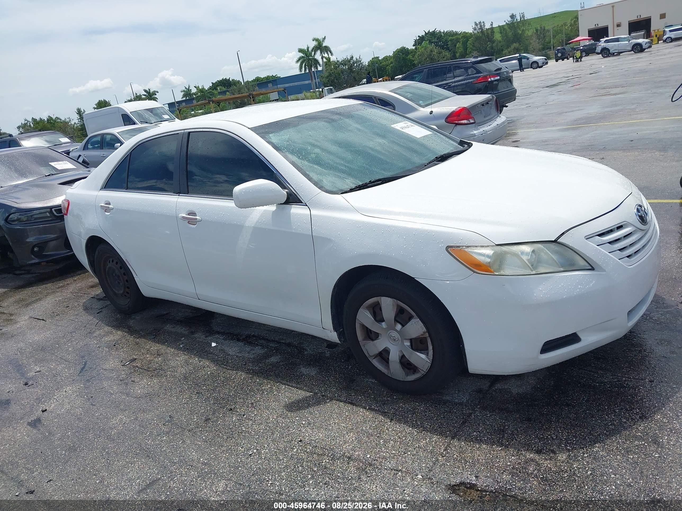 2008 Toyota Camry Le White vin: 4T1BE46K48U749460