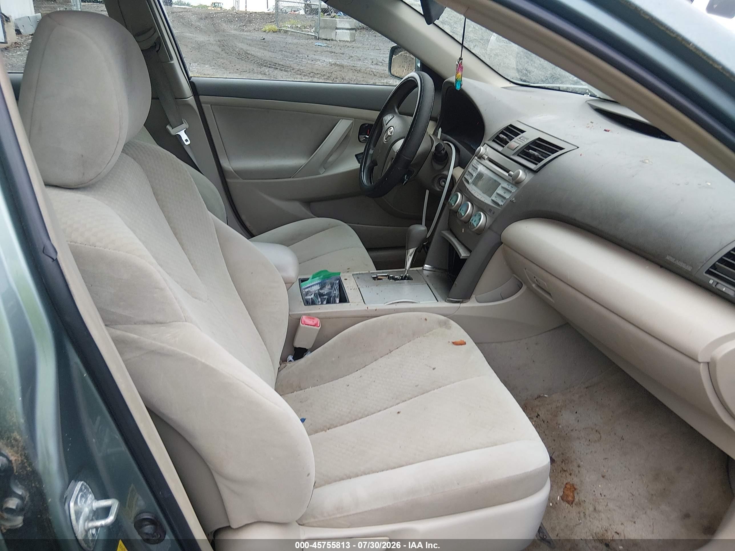 2008 Toyota Camry Le Green vin: 4T1BE46K48U777744