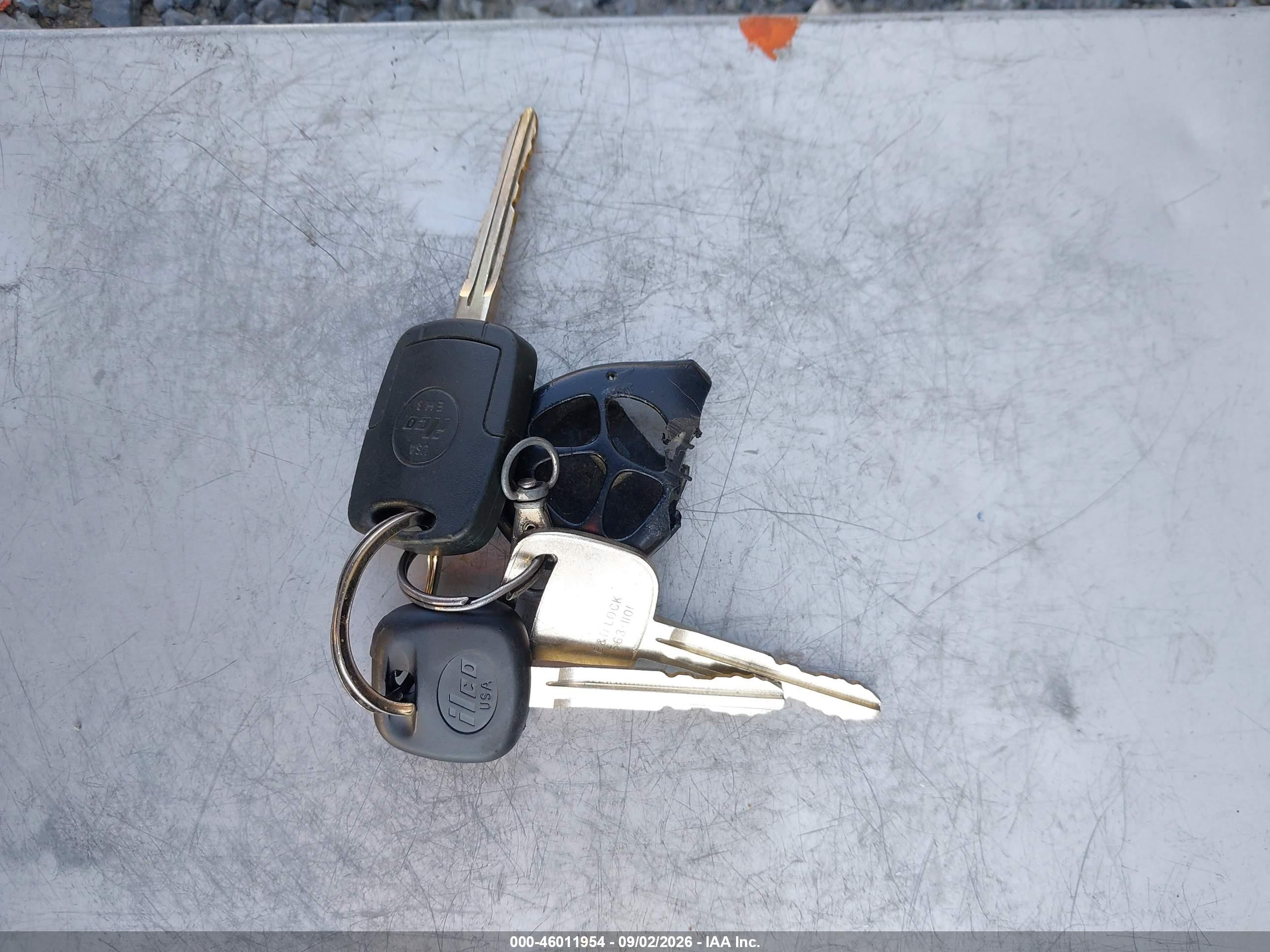 2008 Toyota Camry Le Золотой vin: 4T1BE46K48U781731