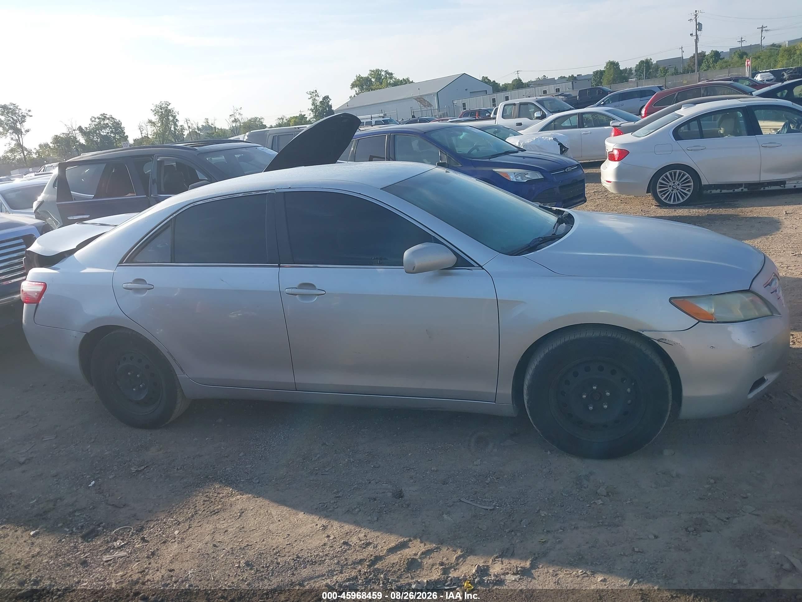 2009 Toyota Camry Le Silver vin: 4T1BE46K49U268724
