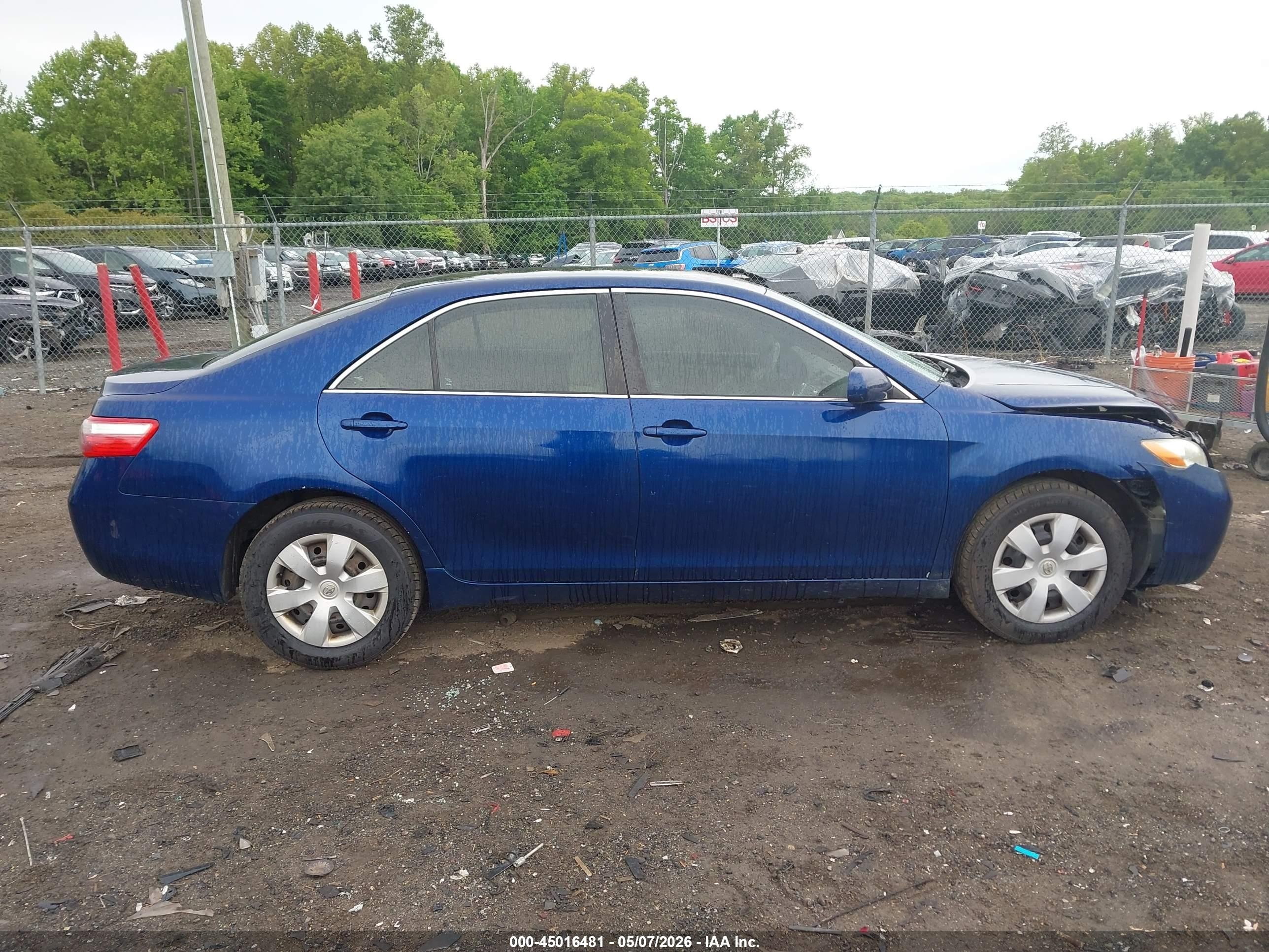 2009 Toyota Camry Le Navy vin: 4T1BE46K49U289914