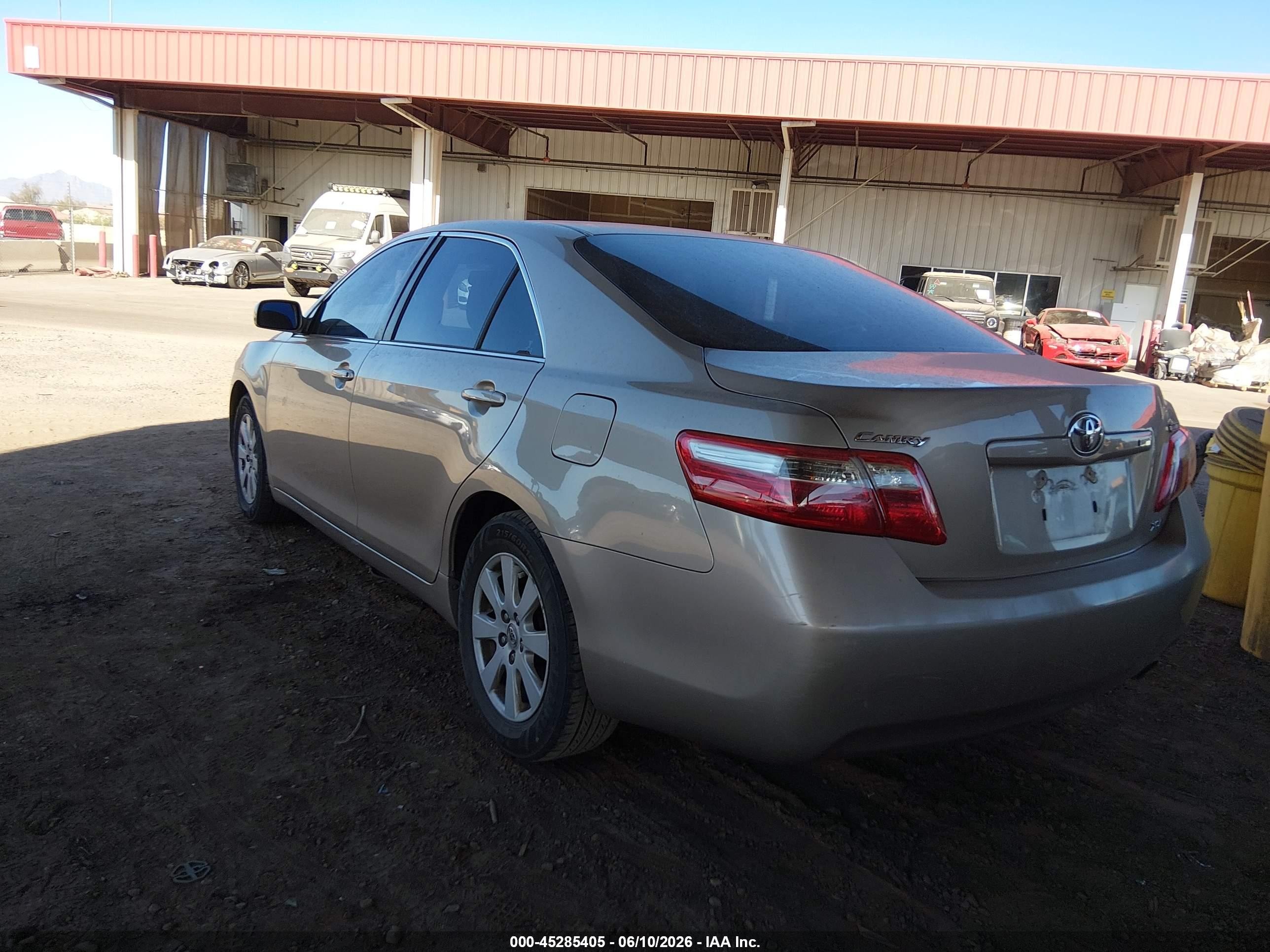 2009 Toyota Camry Xle Gold vin: 4T1BE46K49U301267
