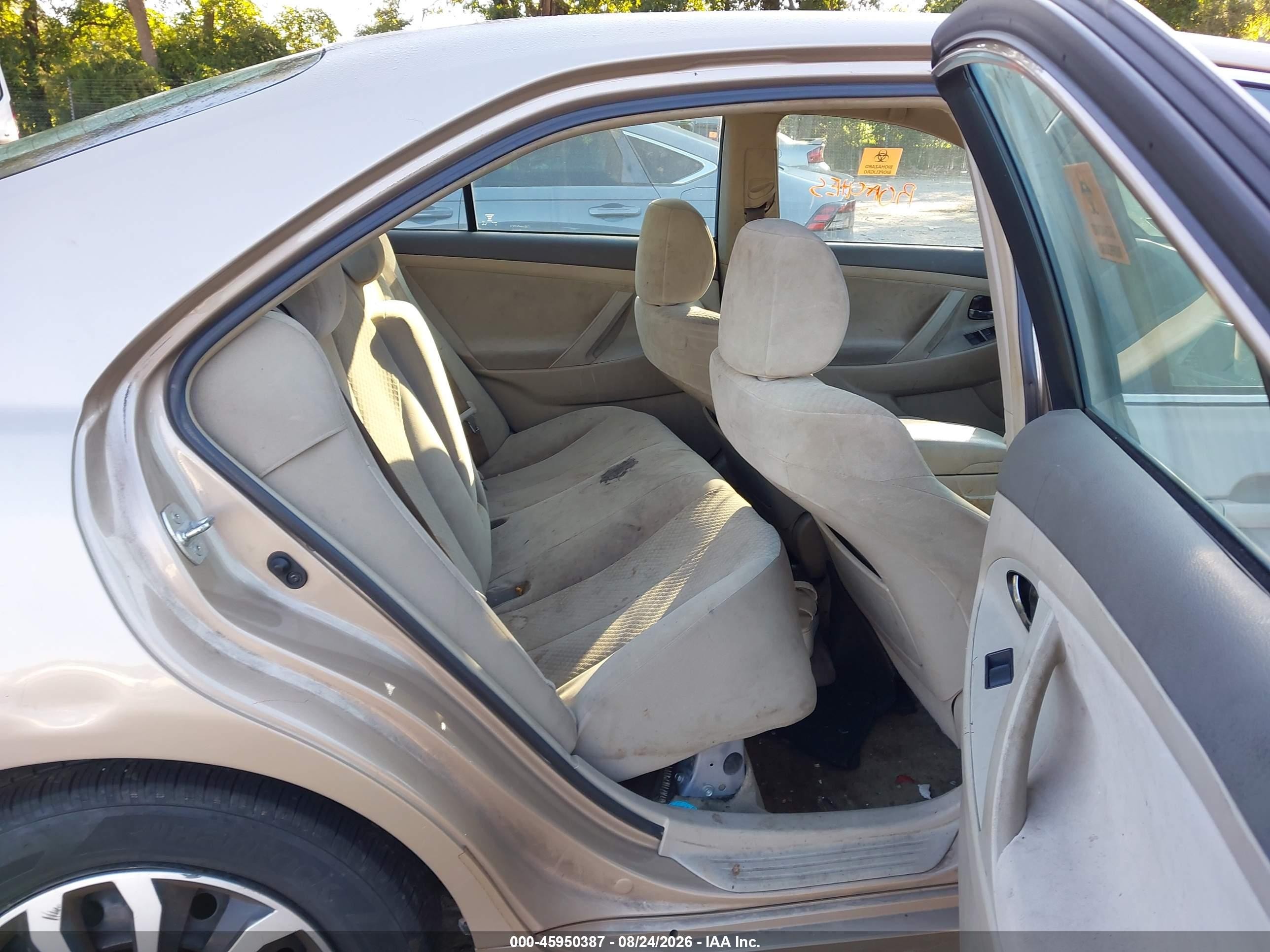 2009 Toyota Camry   Champagne vin: 4T1BE46K49U393710