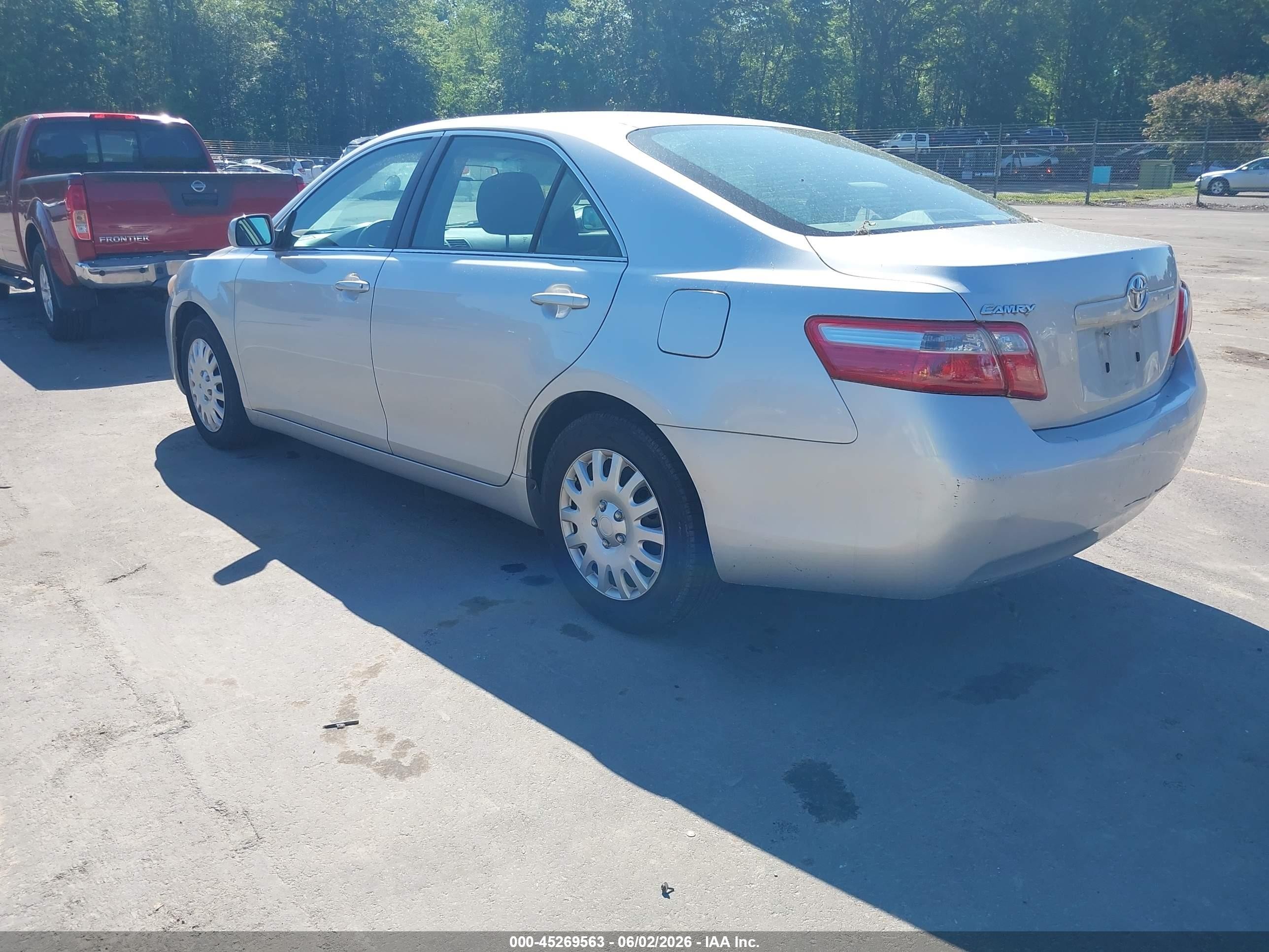 2009 Toyota Camry Le Silver vin: 4T1BE46K49U410523