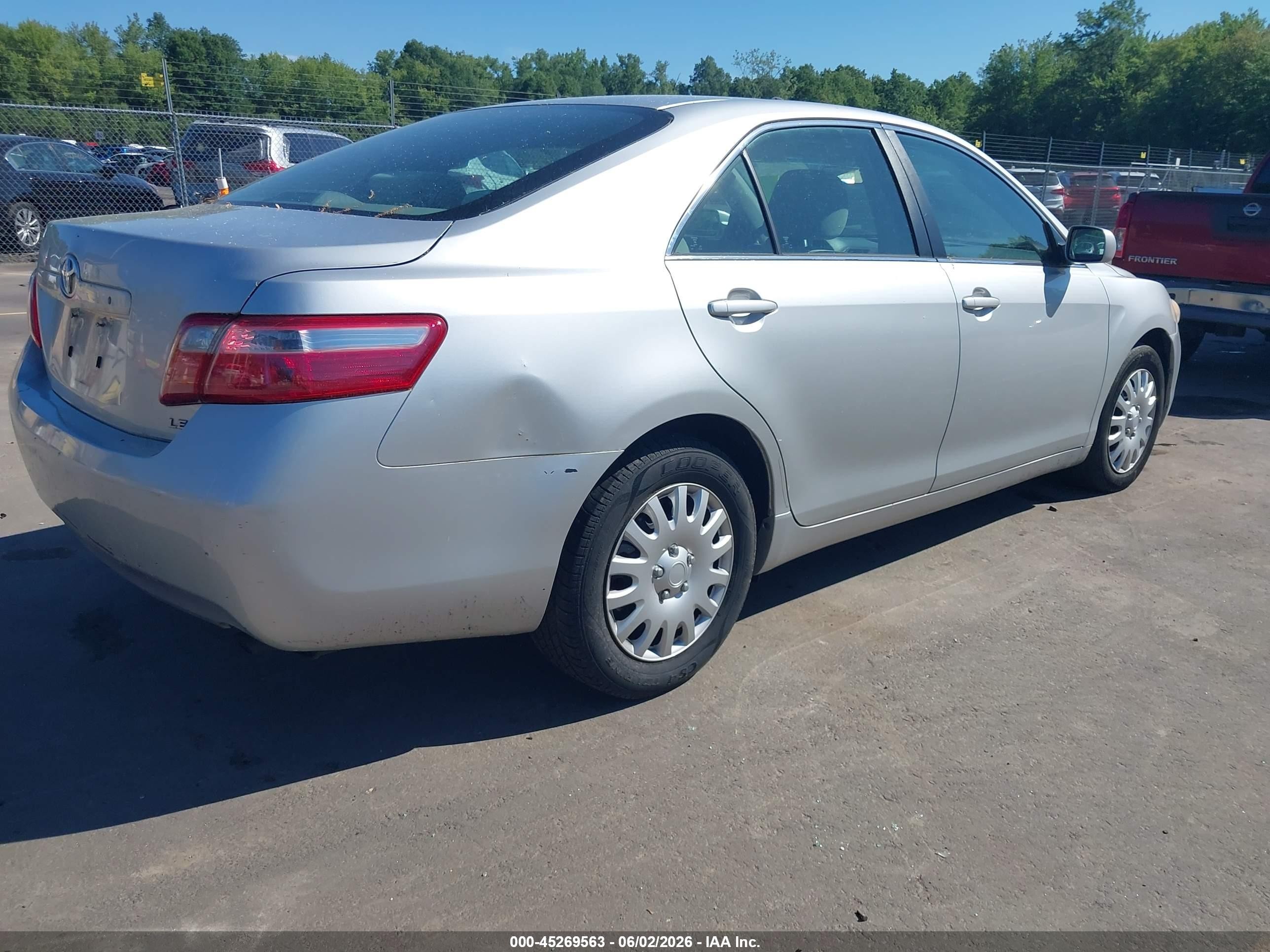 2009 Toyota Camry Le Silver vin: 4T1BE46K49U410523