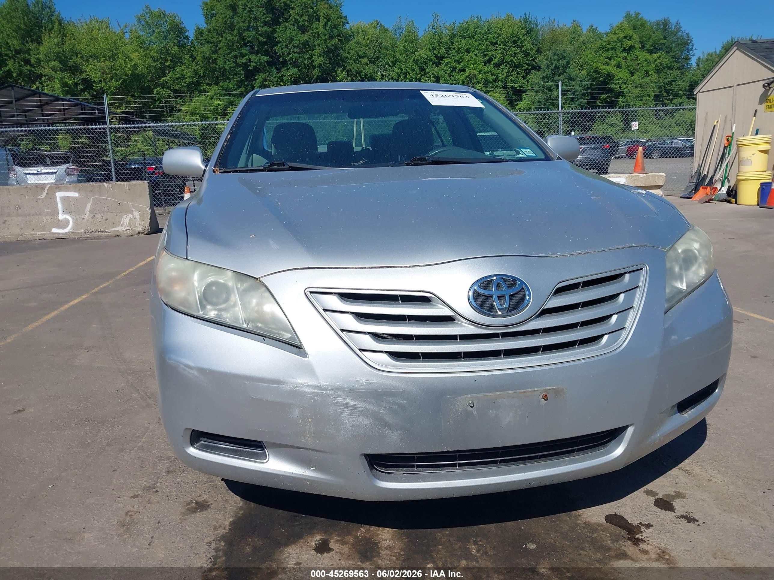 2009 Toyota Camry Le Silver vin: 4T1BE46K49U410523