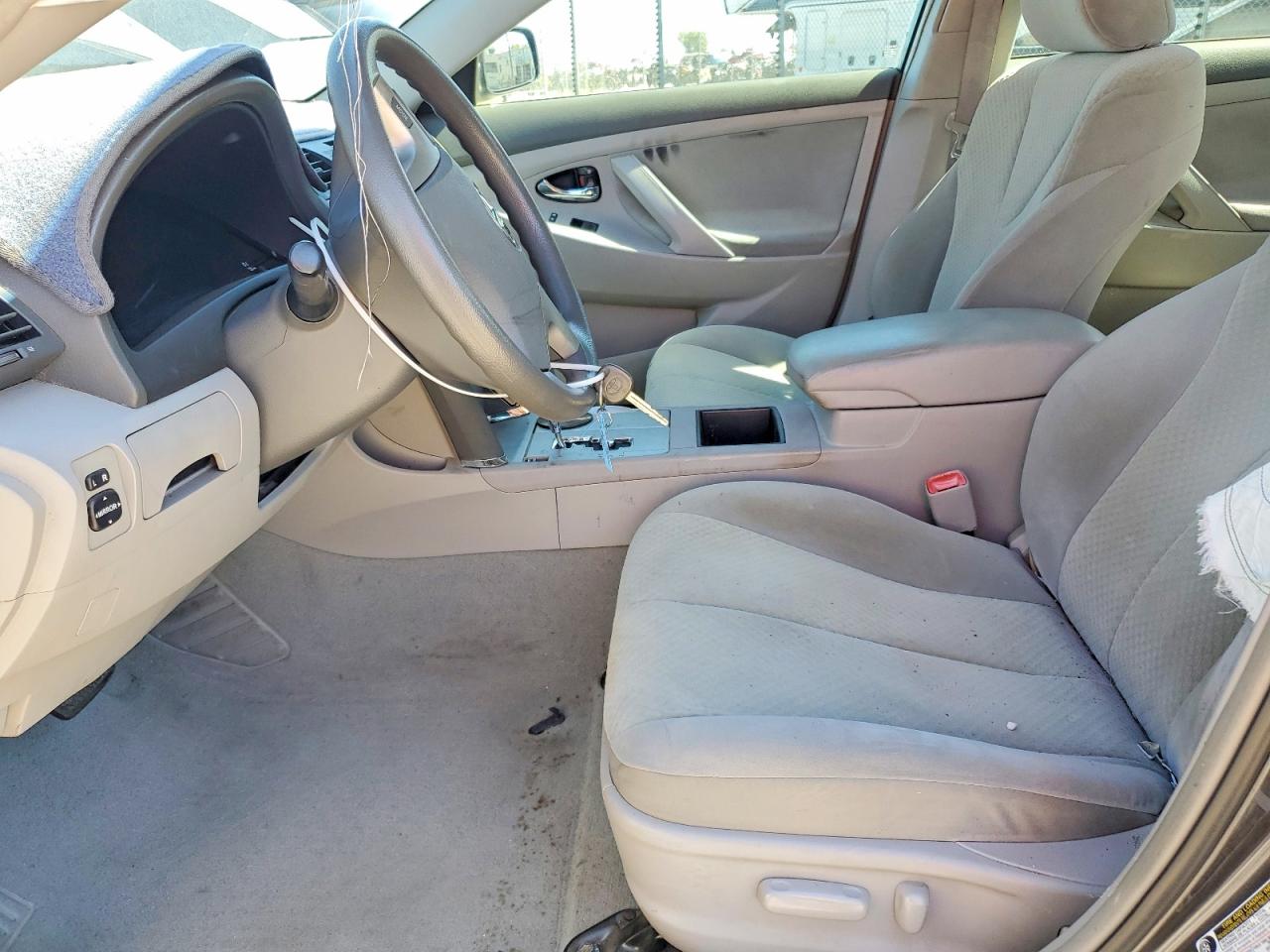 2009 Toyota Camry Le Серый vin: 4T1BE46K49U796456