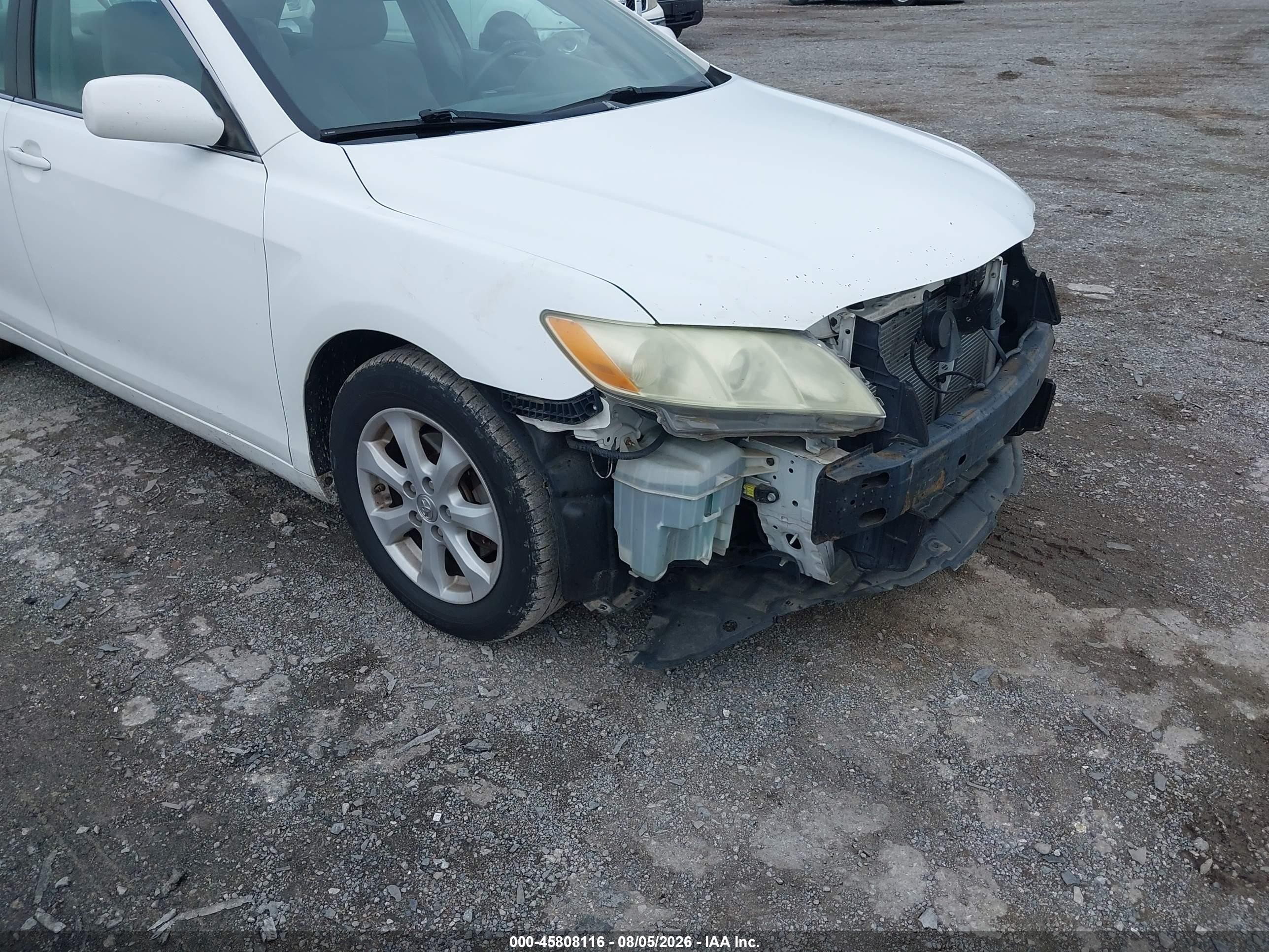 2009 Toyota Camry Le White vin: 4T1BE46K49U798241